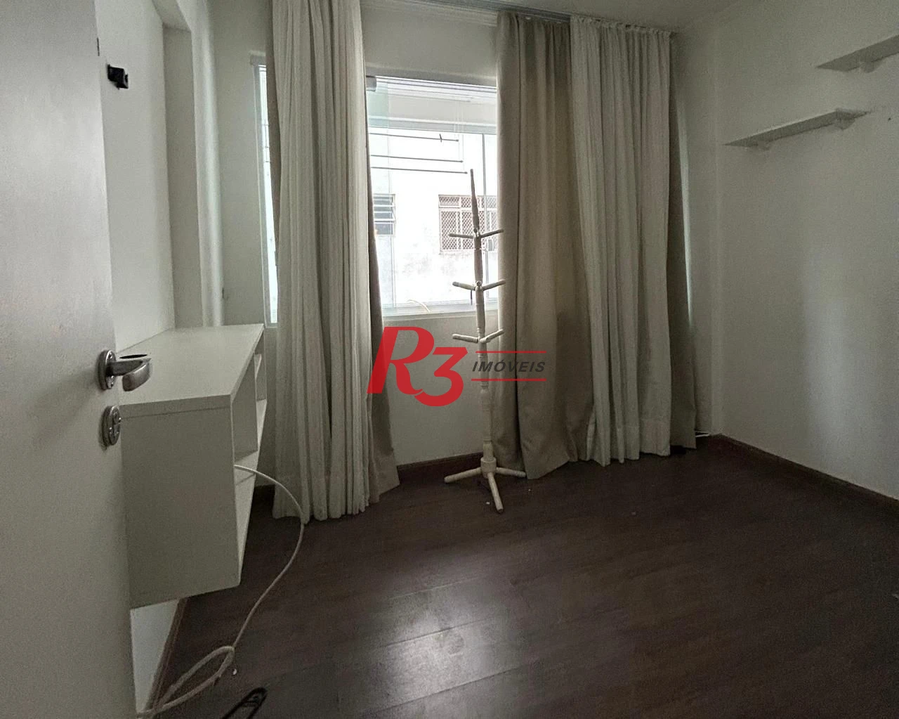Apartamento com 1 dormitório à venda, 50 m² por R$ 355.000,00 - Pompéia - Santos/SP