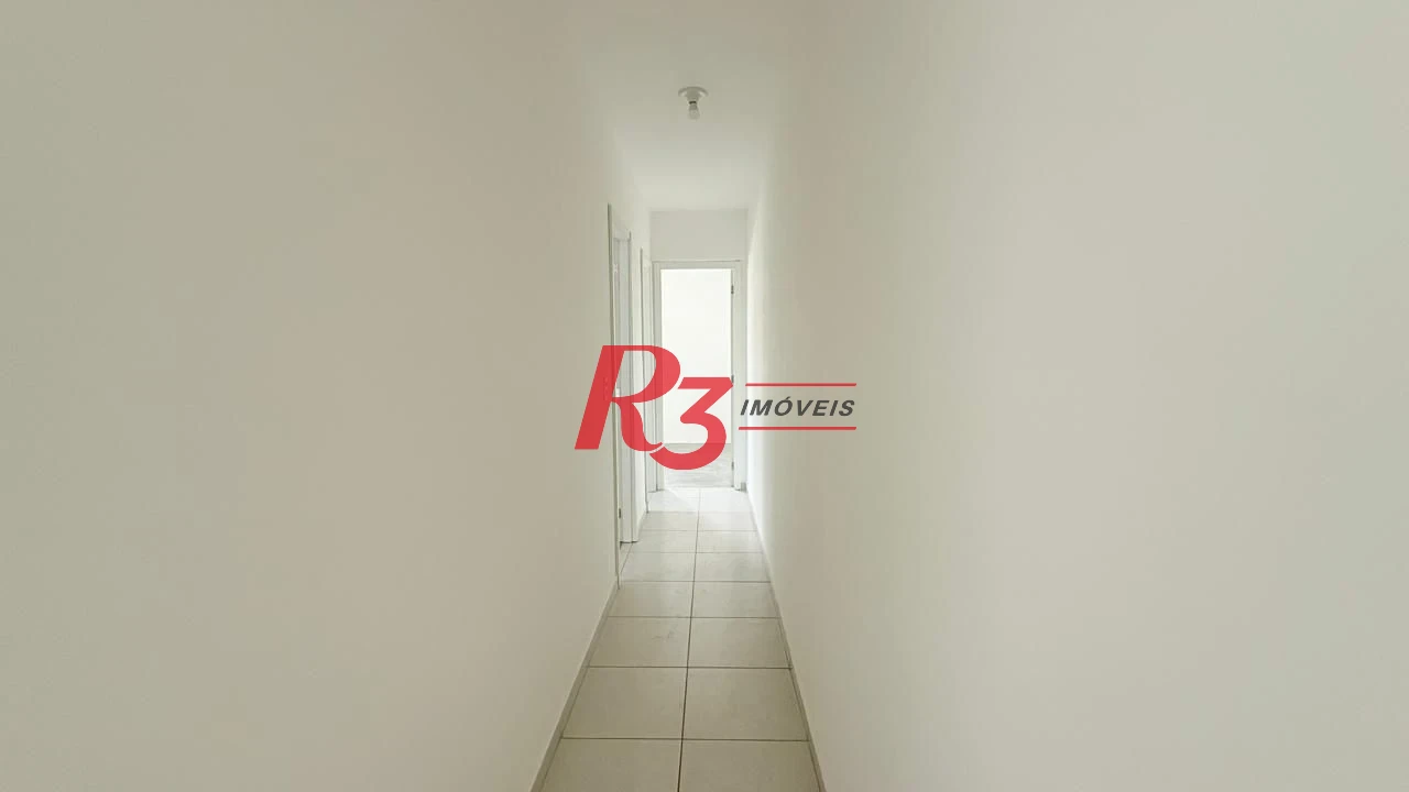 Apartamento com 2 dormitórios à venda, 47 m² por R$ 355.000,00 - Vila Voturuá - Santos/SP
