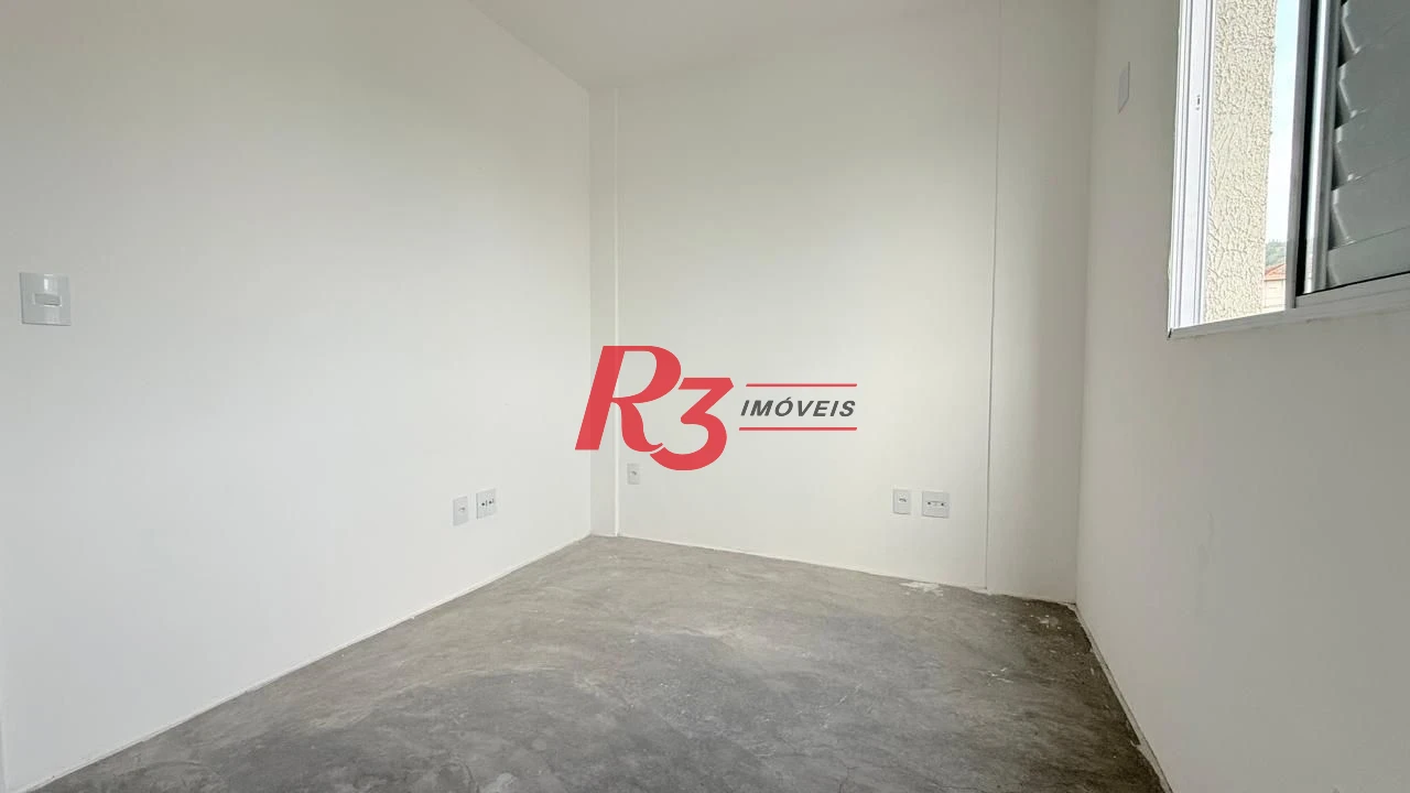 Apartamento com 2 dormitórios à venda, 47 m² por R$ 355.000,00 - Vila Voturuá - Santos/SP