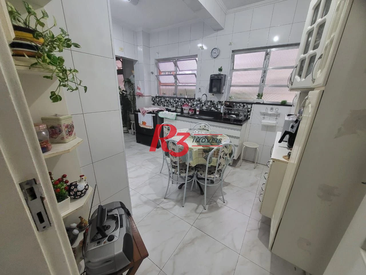 Apartamento com 3 dormitórios à venda, 183 m² por R$ 830.000,00 - Boqueirão - Santos/SP