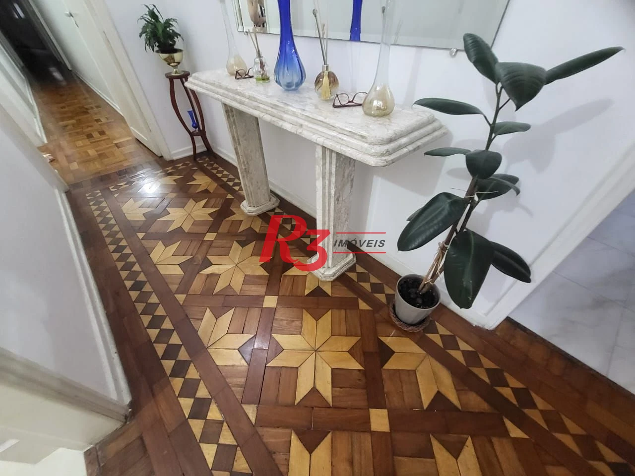 Apartamento com 3 dormitórios à venda, 183 m² por R$ 830.000,00 - Boqueirão - Santos/SP