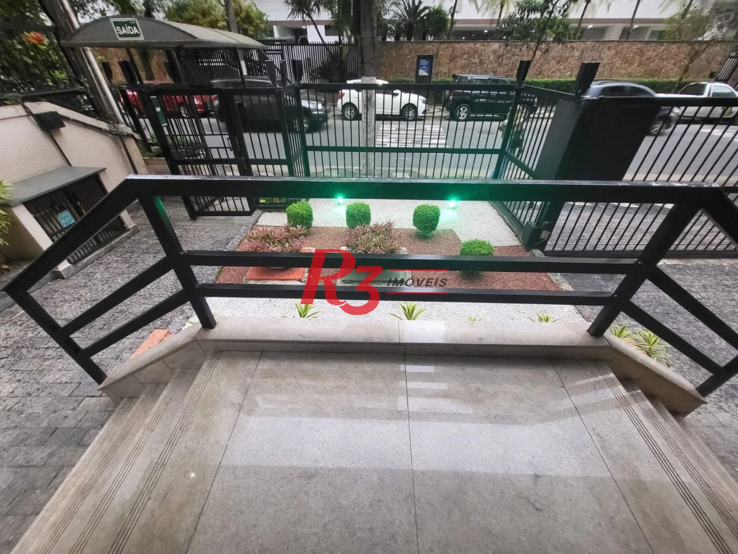Apartamento com 3 dormitórios à venda, 183 m² por R$ 830.000,00 - Boqueirão - Santos/SP