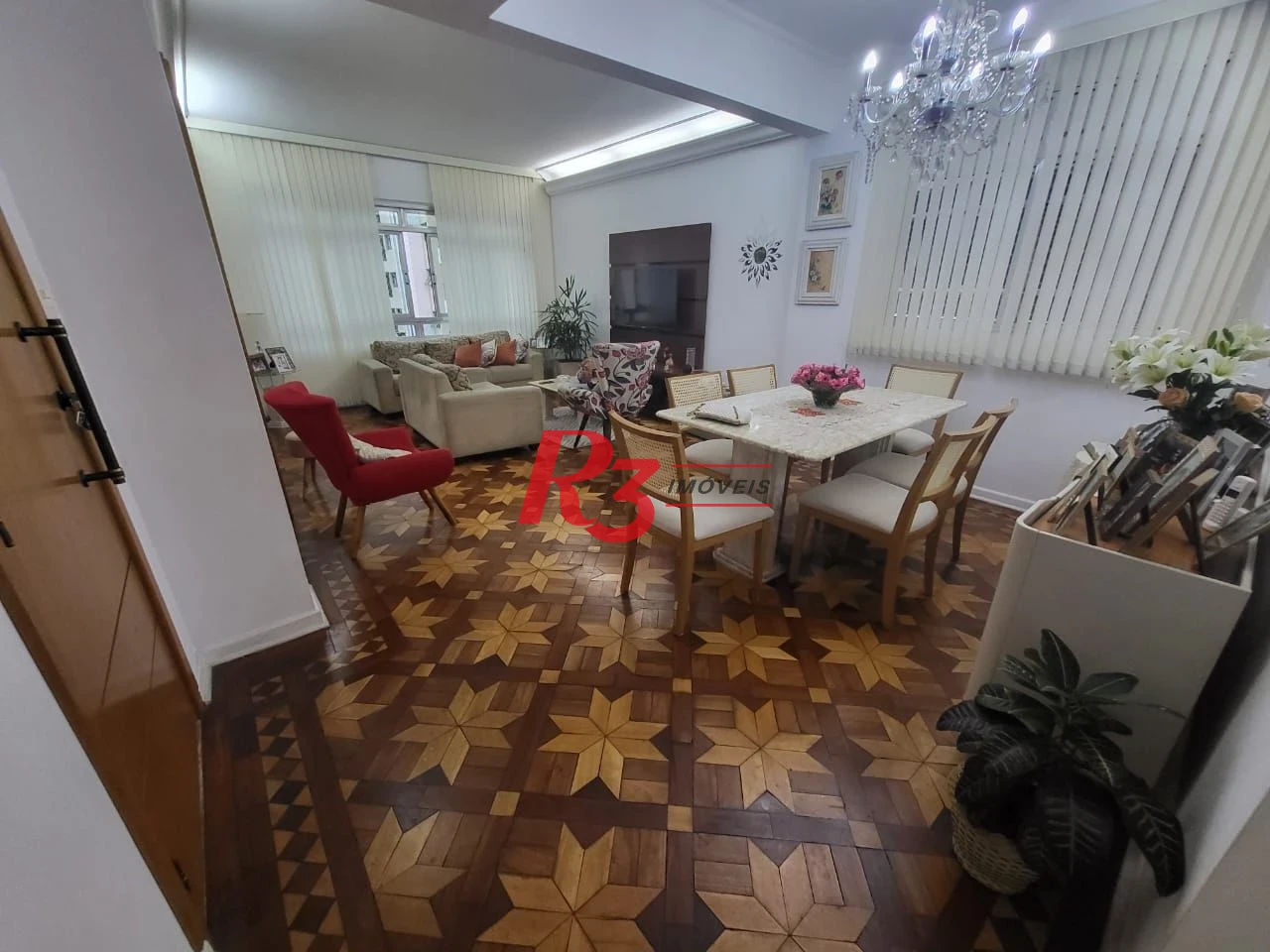 Apartamento com 3 dormitórios à venda, 183 m² por R$ 830.000,00 - Boqueirão - Santos/SP