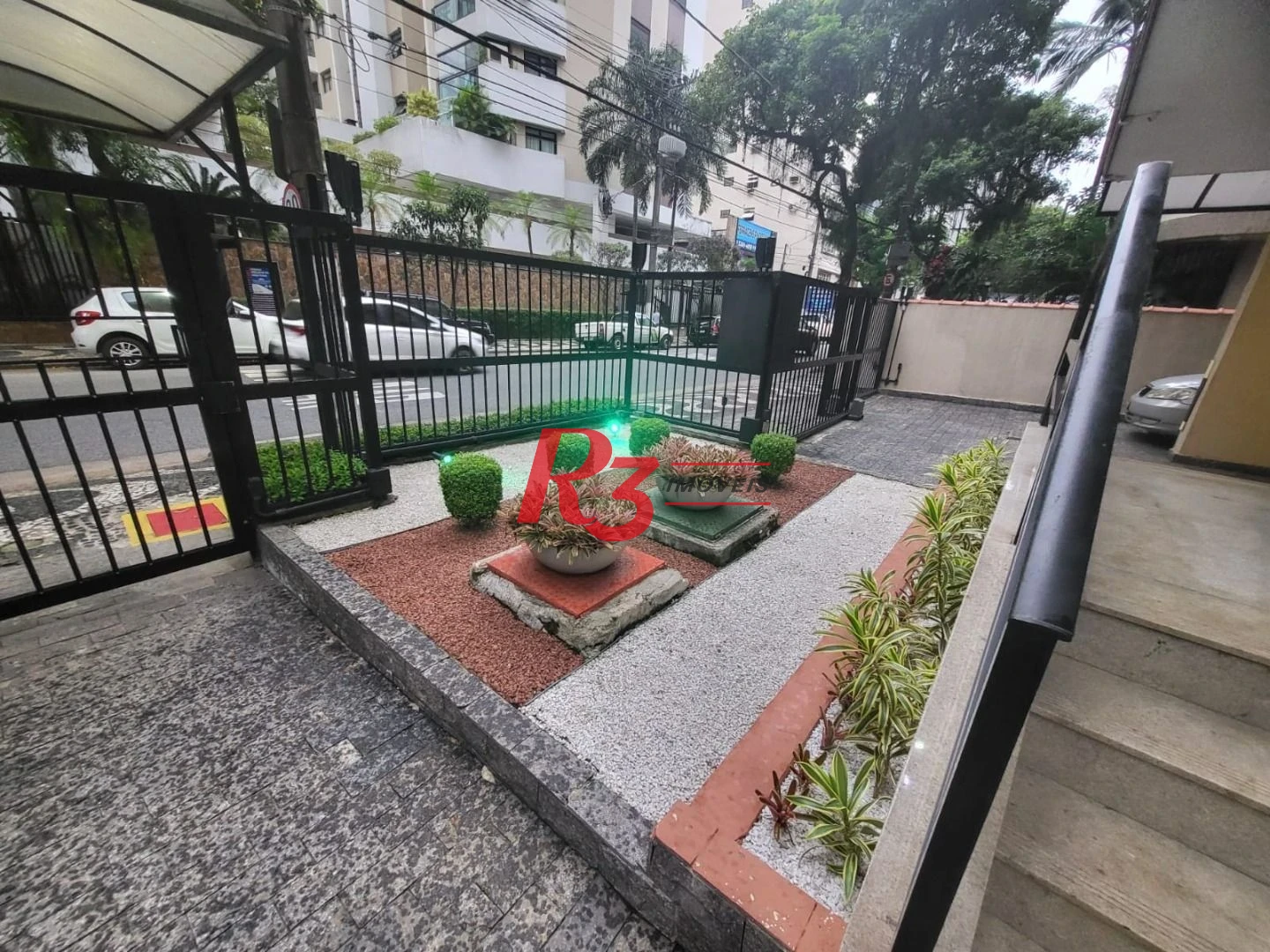 Apartamento com 3 dormitórios à venda, 183 m² por R$ 830.000,00 - Boqueirão - Santos/SP