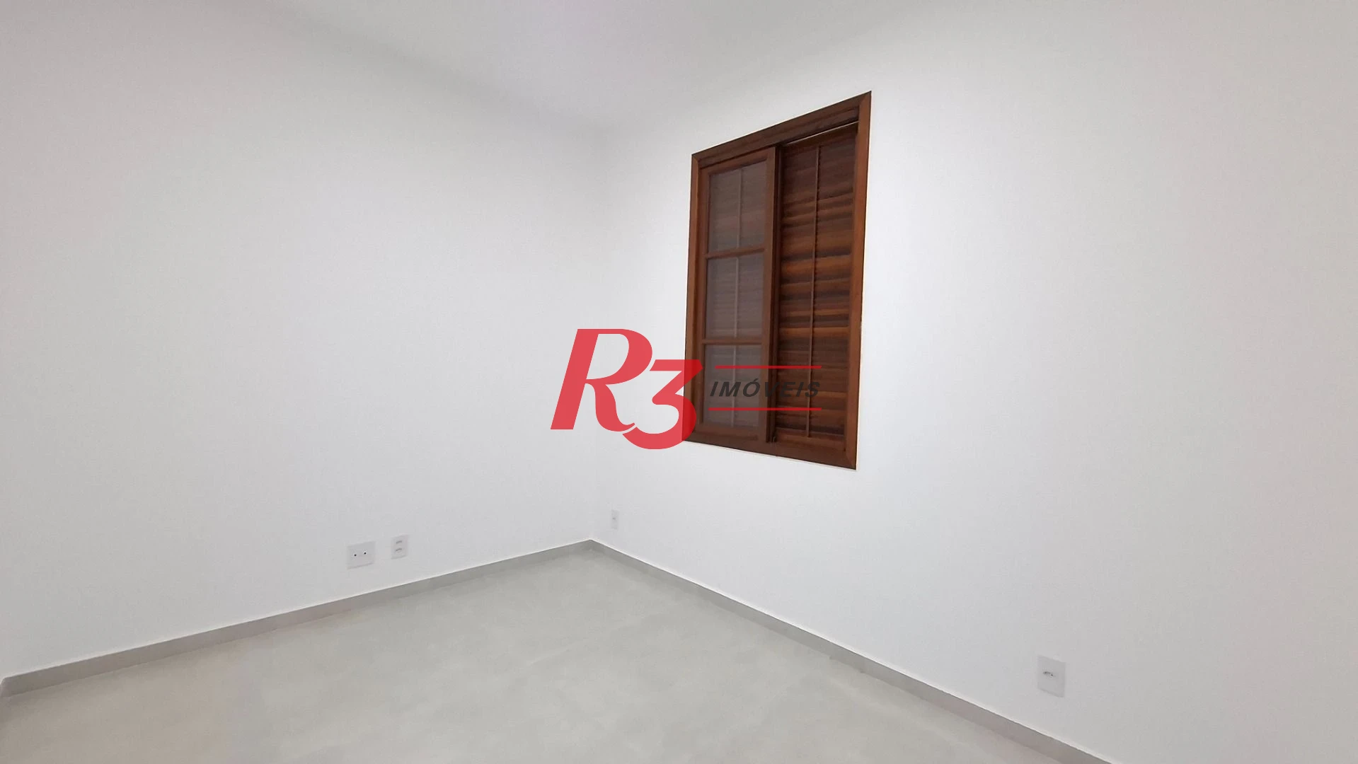Sobrado com 3 dormitórios para alugar, 110 m² por R$ 6.795,00/mês - Embaré - Santos/SP