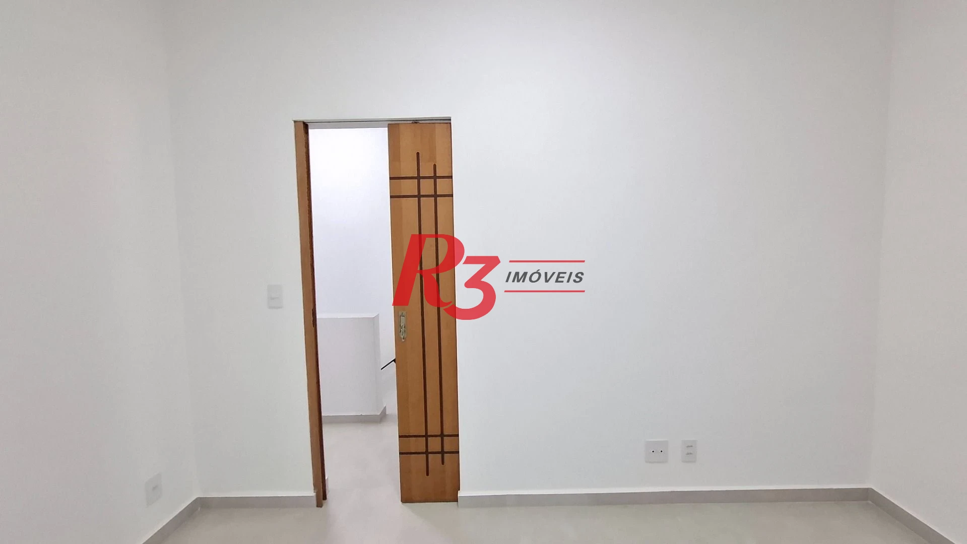 Sobrado com 3 dormitórios para alugar, 110 m² por R$ 6.795,00/mês - Embaré - Santos/SP