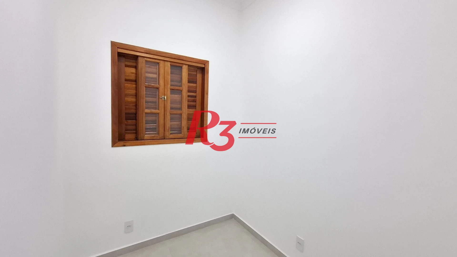 Sobrado com 3 dormitórios para alugar, 110 m² por R$ 6.795,00/mês - Embaré - Santos/SP