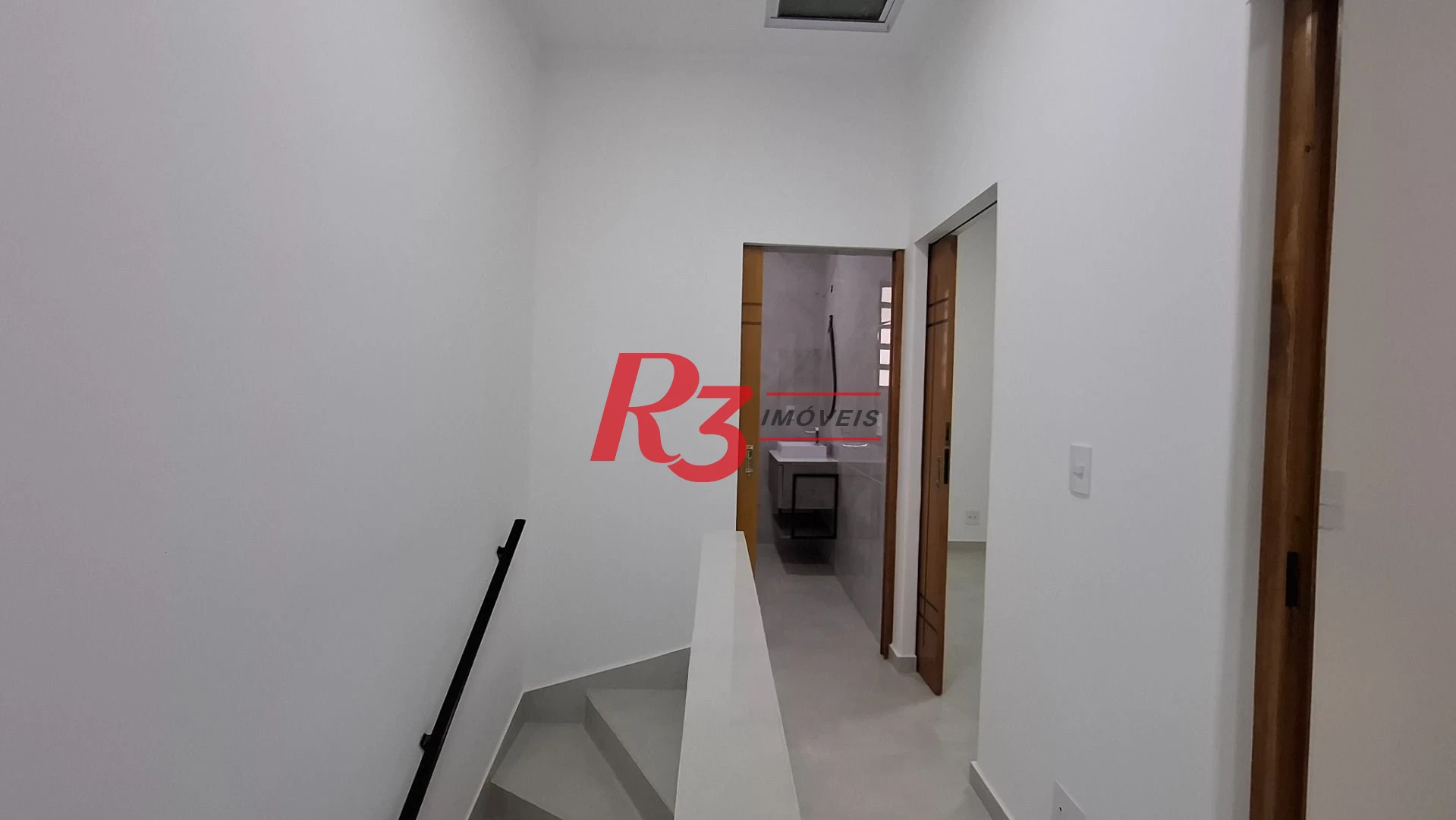 Sobrado com 3 dormitórios para alugar, 110 m² por R$ 6.795,00/mês - Embaré - Santos/SP