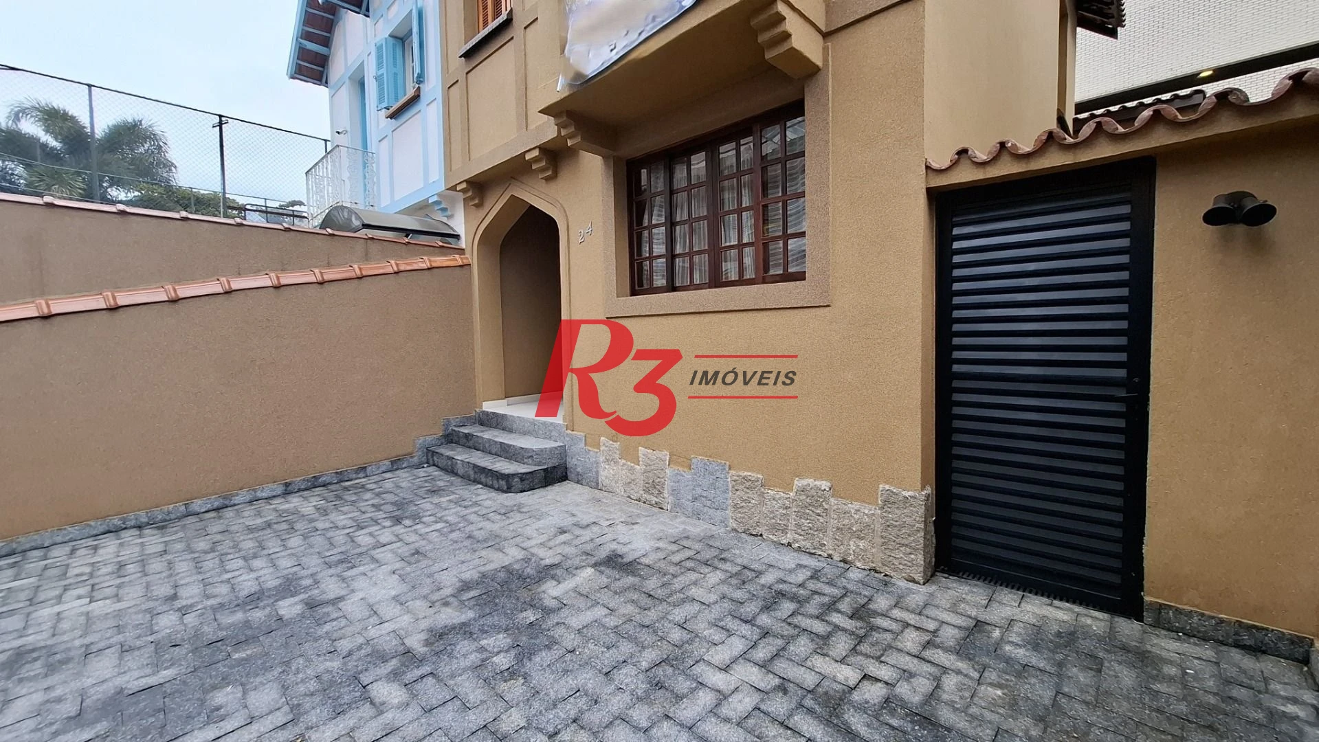 Sobrado com 3 dormitórios para alugar, 110 m² por R$ 6.795,00/mês - Embaré - Santos/SP