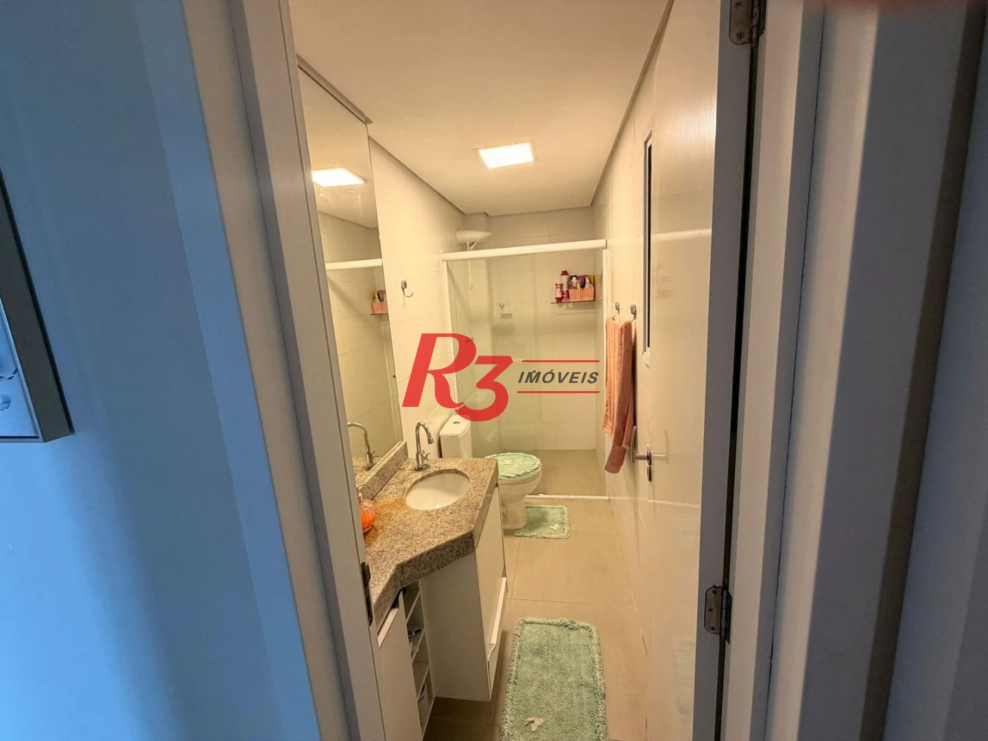 Apartamento com 2 dormitórios à venda, 155 m² por R$ 900.000,00 - Balneário Pires - Praia Grande/SP
