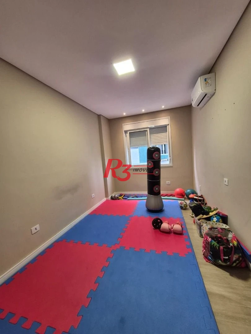 Apartamento com 3 dormitórios à venda, 135 m² por R$ 930.000,00 - Embaré - Santos/SP