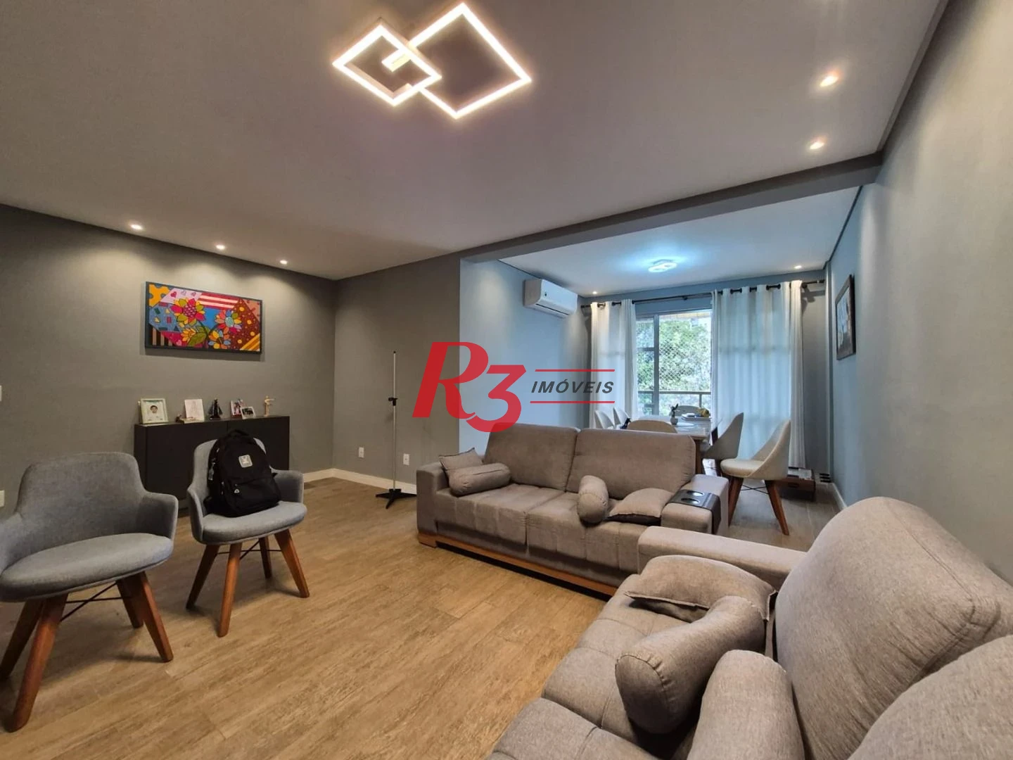Apartamento com 3 dormitórios à venda, 135 m² por R$ 930.000,00 - Embaré - Santos/SP