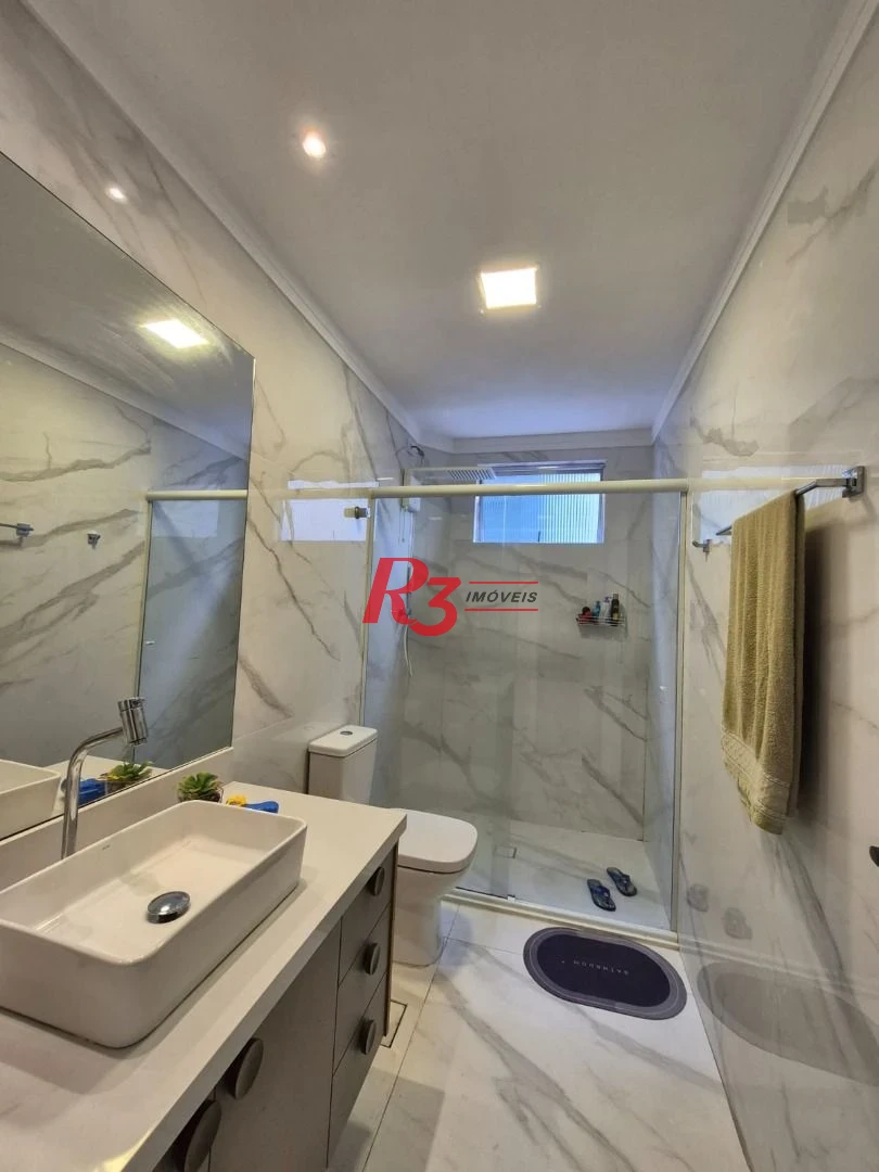 Apartamento com 3 dormitórios à venda, 135 m² por R$ 930.000,00 - Embaré - Santos/SP