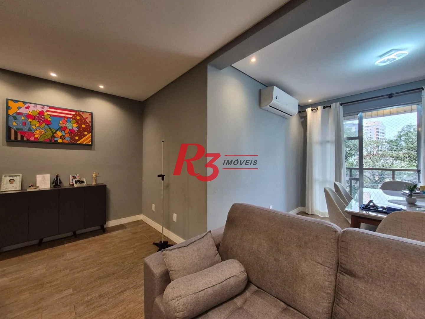 Apartamento com 3 dormitórios à venda, 135 m² por R$ 930.000,00 - Embaré - Santos/SP