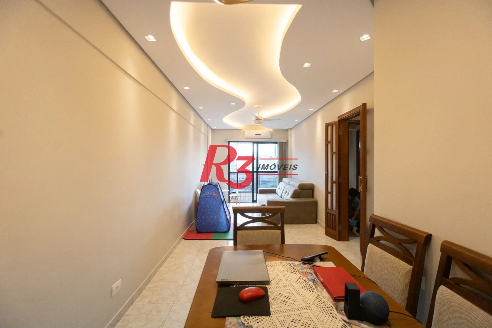 Apartamento com 2 dormitórios à venda, 81 m² por R$ 550.000,00 - Encruzilhada - Santos/SP
