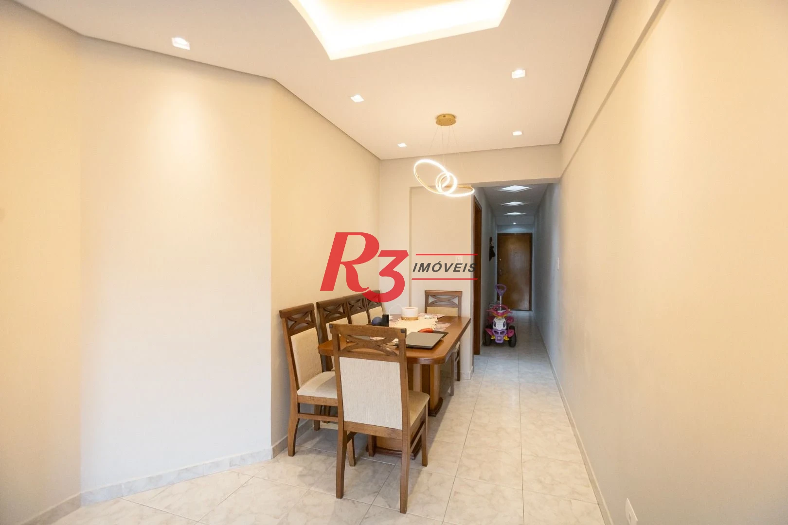 Apartamento com 2 dormitórios à venda, 81 m² por R$ 550.000,00 - Encruzilhada - Santos/SP