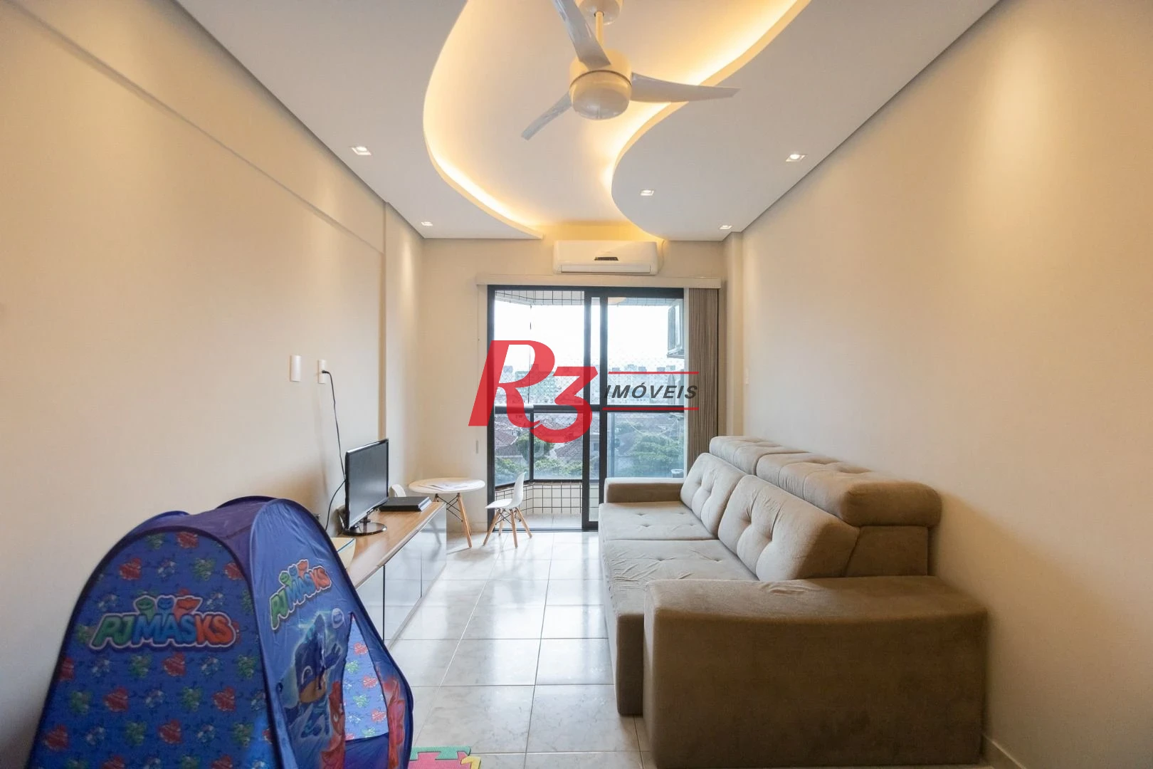 Apartamento com 2 dormitórios à venda, 81 m² por R$ 550.000,00 - Encruzilhada - Santos/SP