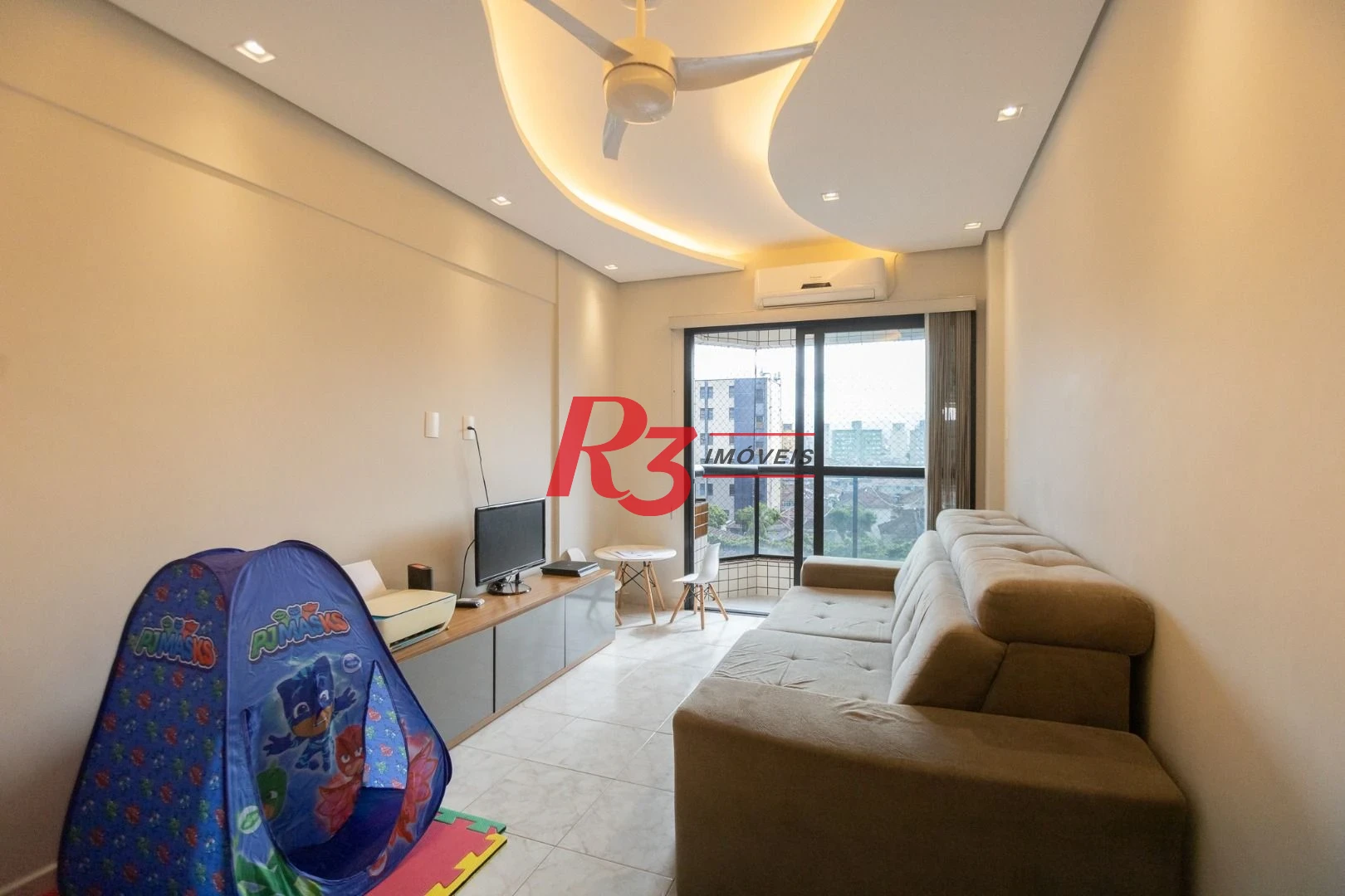 Apartamento com 2 dormitórios à venda, 81 m² por R$ 550.000,00 - Encruzilhada - Santos/SP