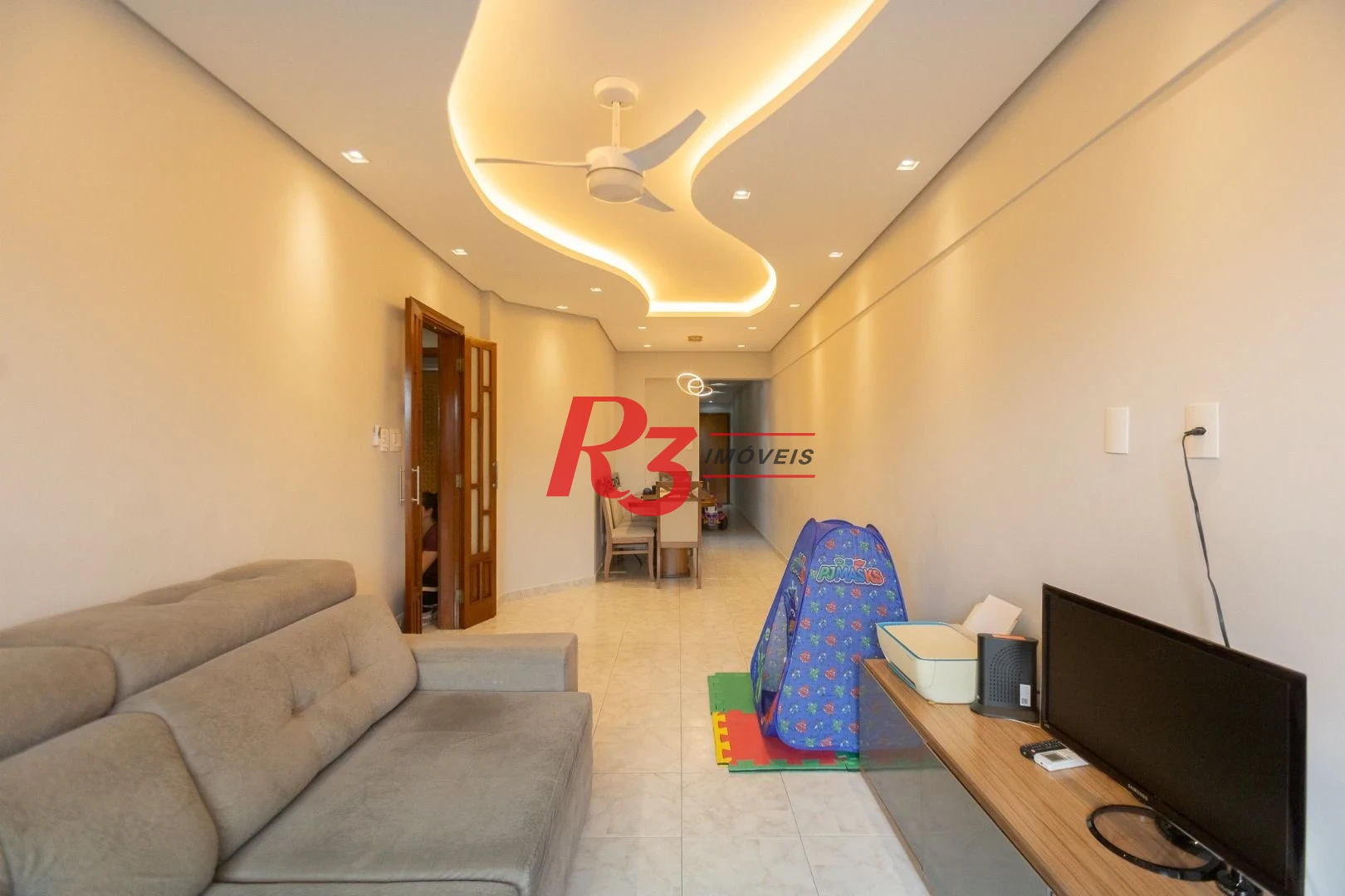 Apartamento com 2 dormitórios à venda, 81 m² por R$ 550.000,00 - Encruzilhada - Santos/SP