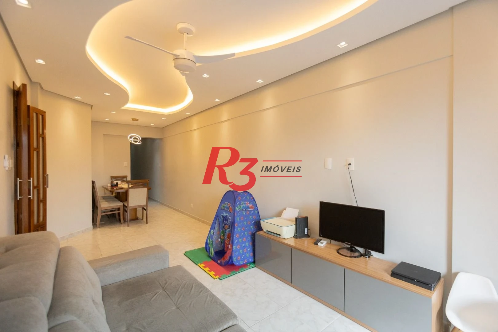 Apartamento com 2 dormitórios à venda, 81 m² por R$ 550.000,00 - Encruzilhada - Santos/SP