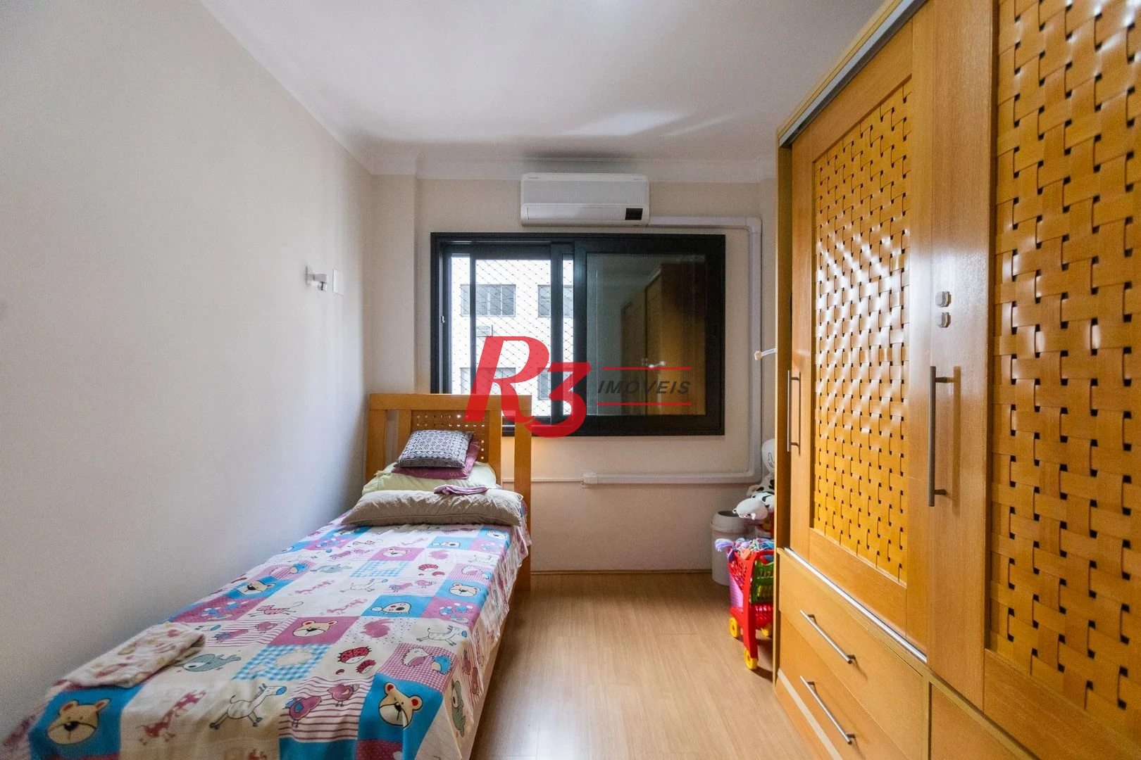 Apartamento com 2 dormitórios à venda, 81 m² por R$ 550.000,00 - Encruzilhada - Santos/SP