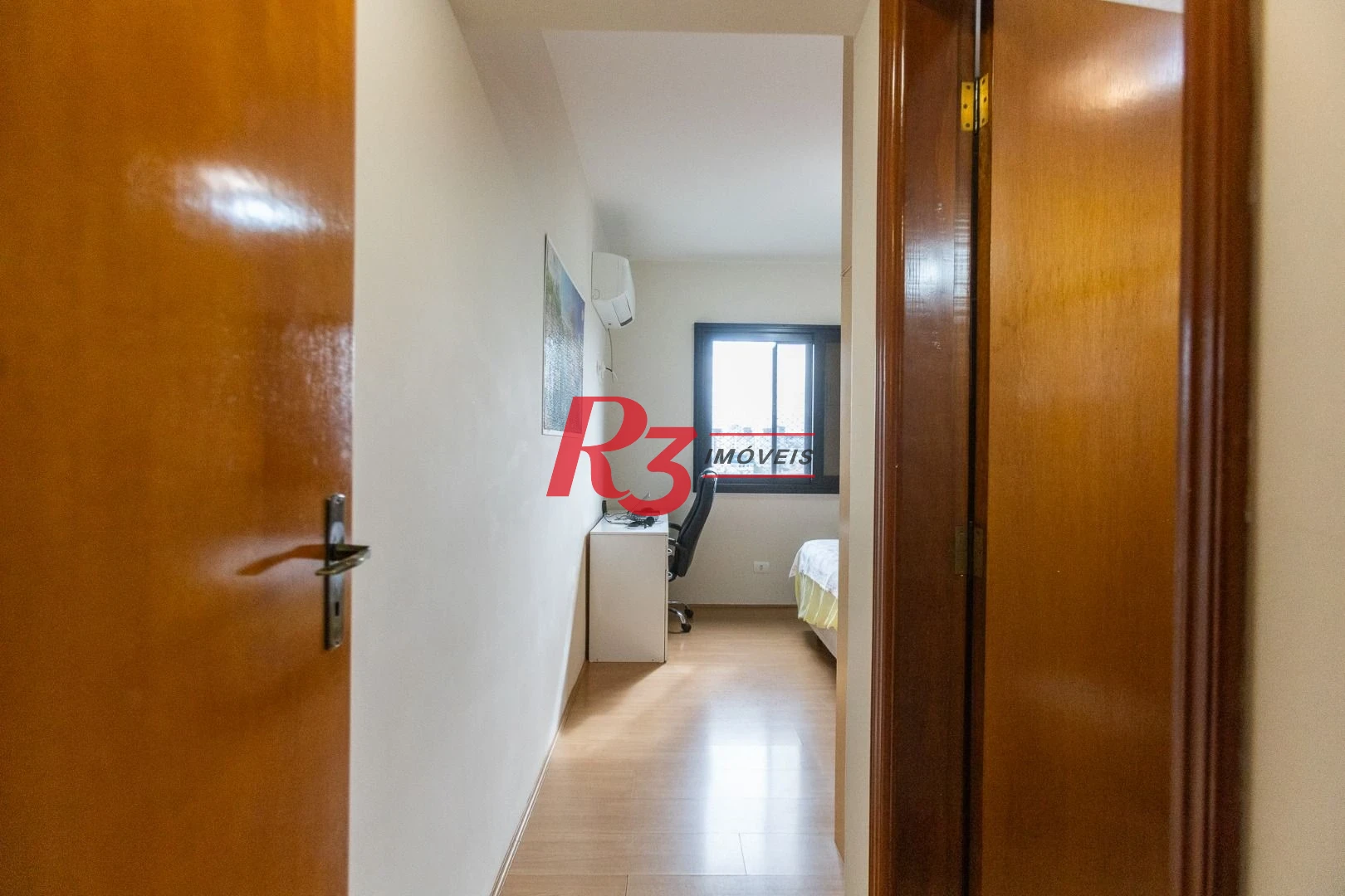 Apartamento com 2 dormitórios à venda, 81 m² por R$ 550.000,00 - Encruzilhada - Santos/SP