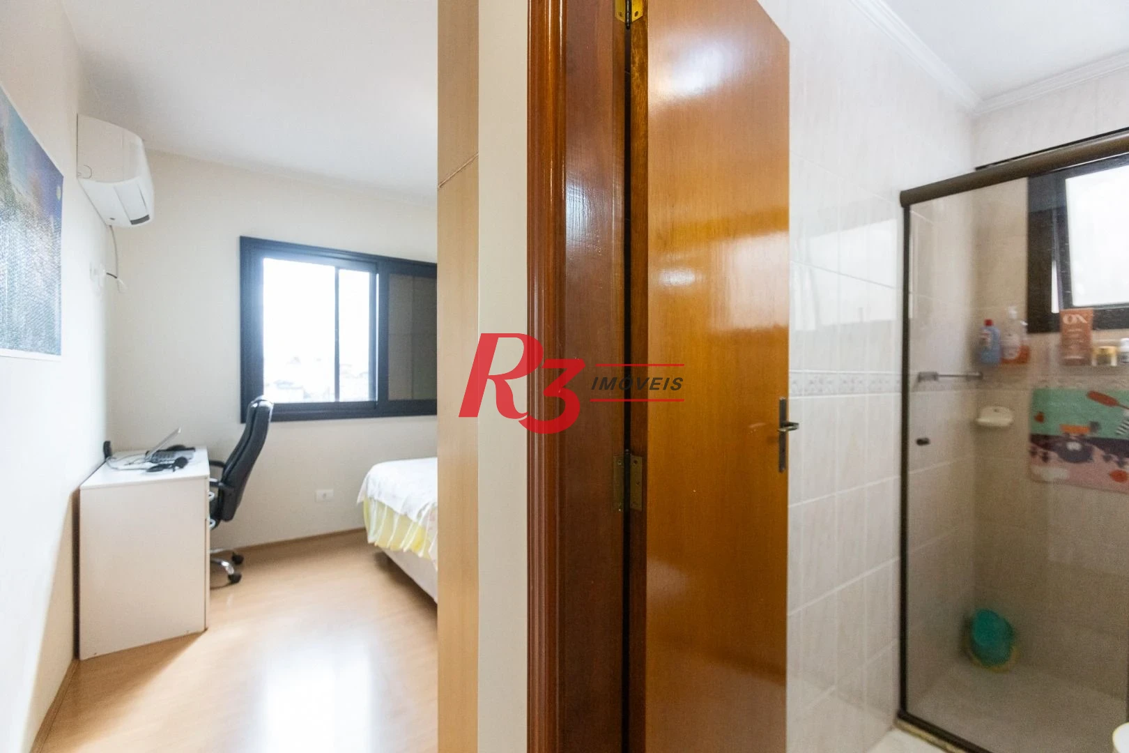 Apartamento com 2 dormitórios à venda, 81 m² por R$ 550.000,00 - Encruzilhada - Santos/SP
