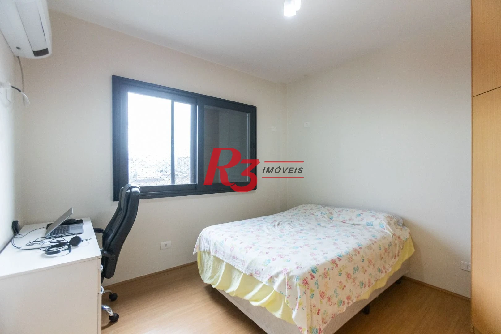 Apartamento com 2 dormitórios à venda, 81 m² por R$ 550.000,00 - Encruzilhada - Santos/SP
