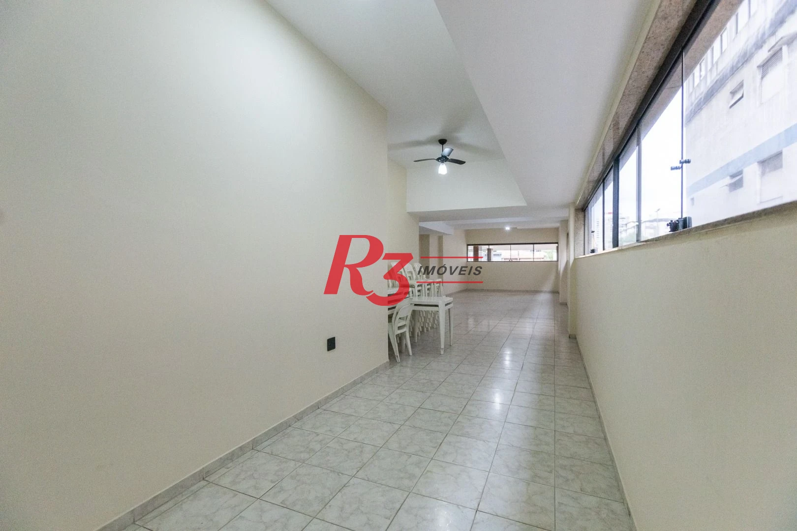Apartamento com 2 dormitórios à venda, 81 m² por R$ 550.000,00 - Encruzilhada - Santos/SP