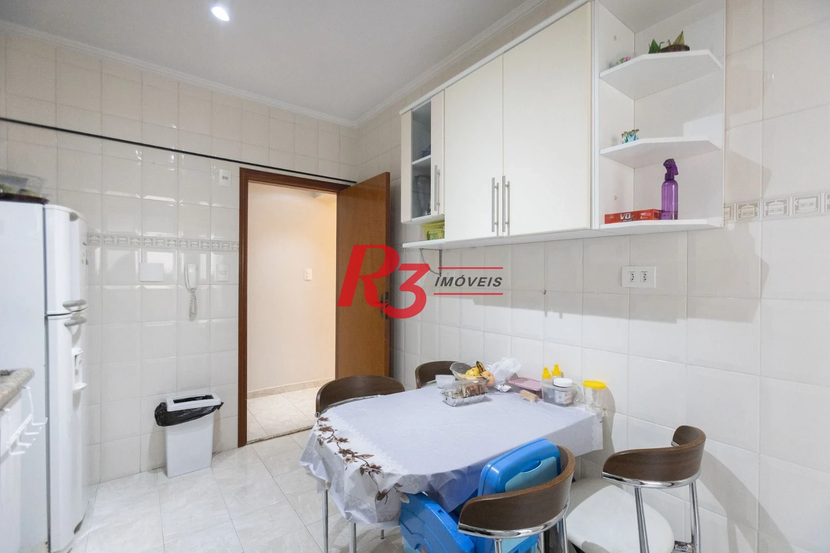 Apartamento com 2 dormitórios à venda, 81 m² por R$ 550.000,00 - Encruzilhada - Santos/SP