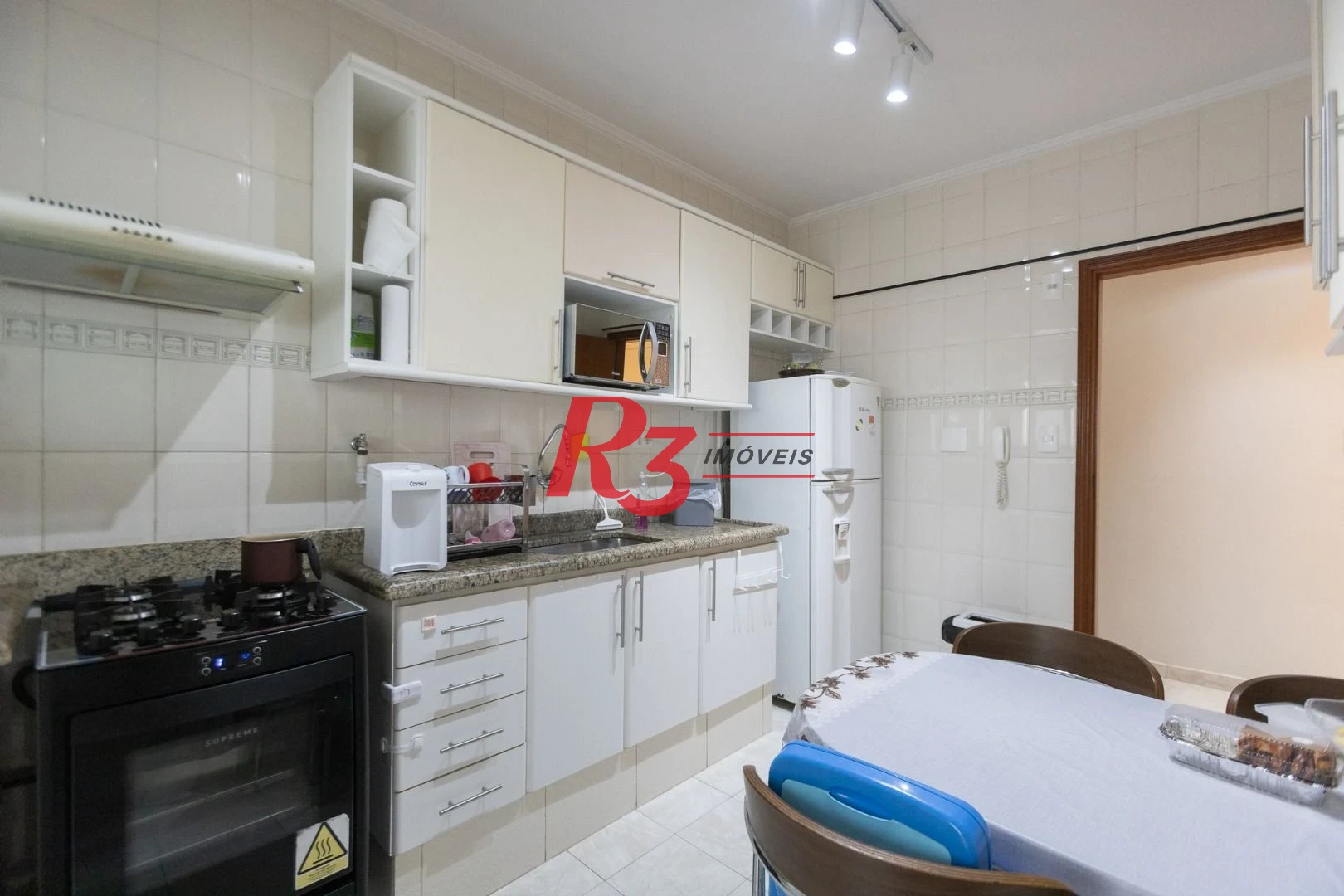 Apartamento com 2 dormitórios à venda, 81 m² por R$ 550.000,00 - Encruzilhada - Santos/SP