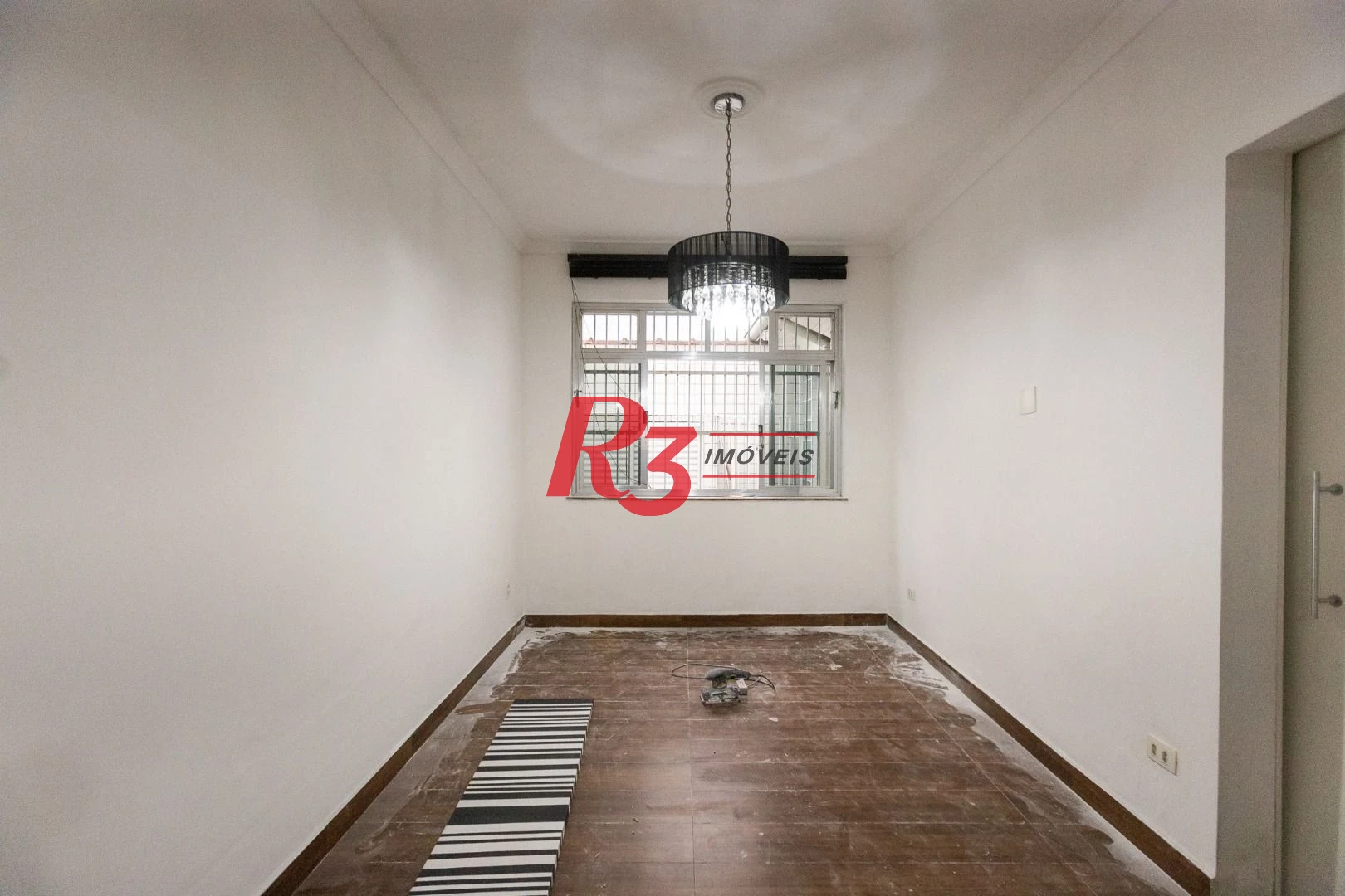 Sobrado com 2 dormitórios para alugar, 117 m² por R$ 4.500,01/mês - Marapé - Santos/SP