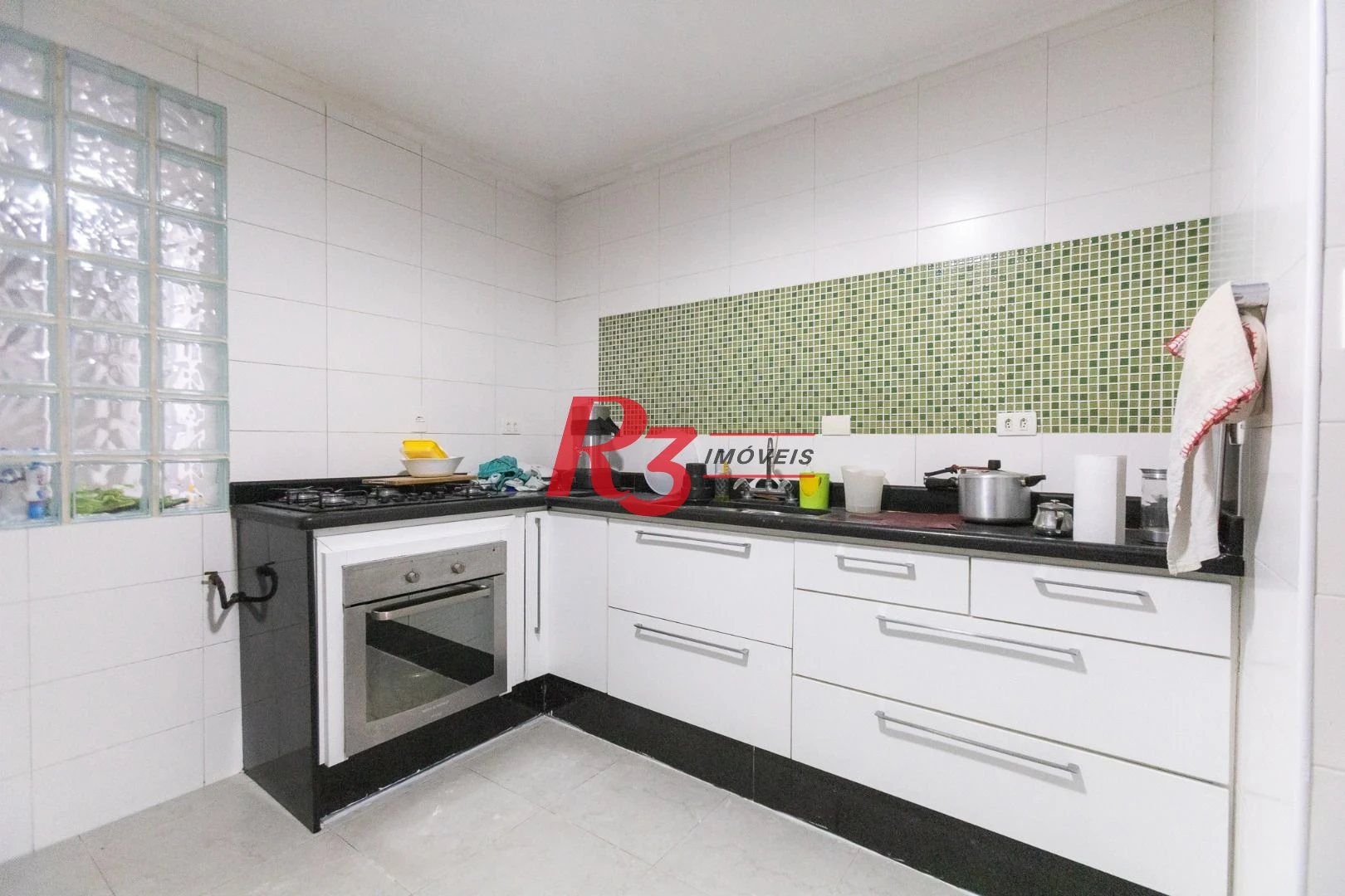 Sobrado com 2 dormitórios para alugar, 117 m² por R$ 4.500,01/mês - Marapé - Santos/SP