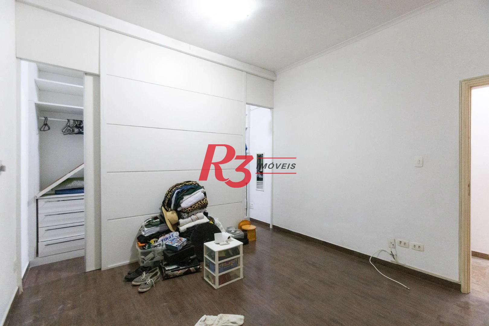 Sobrado com 2 dormitórios para alugar, 117 m² por R$ 4.500,01/mês - Marapé - Santos/SP
