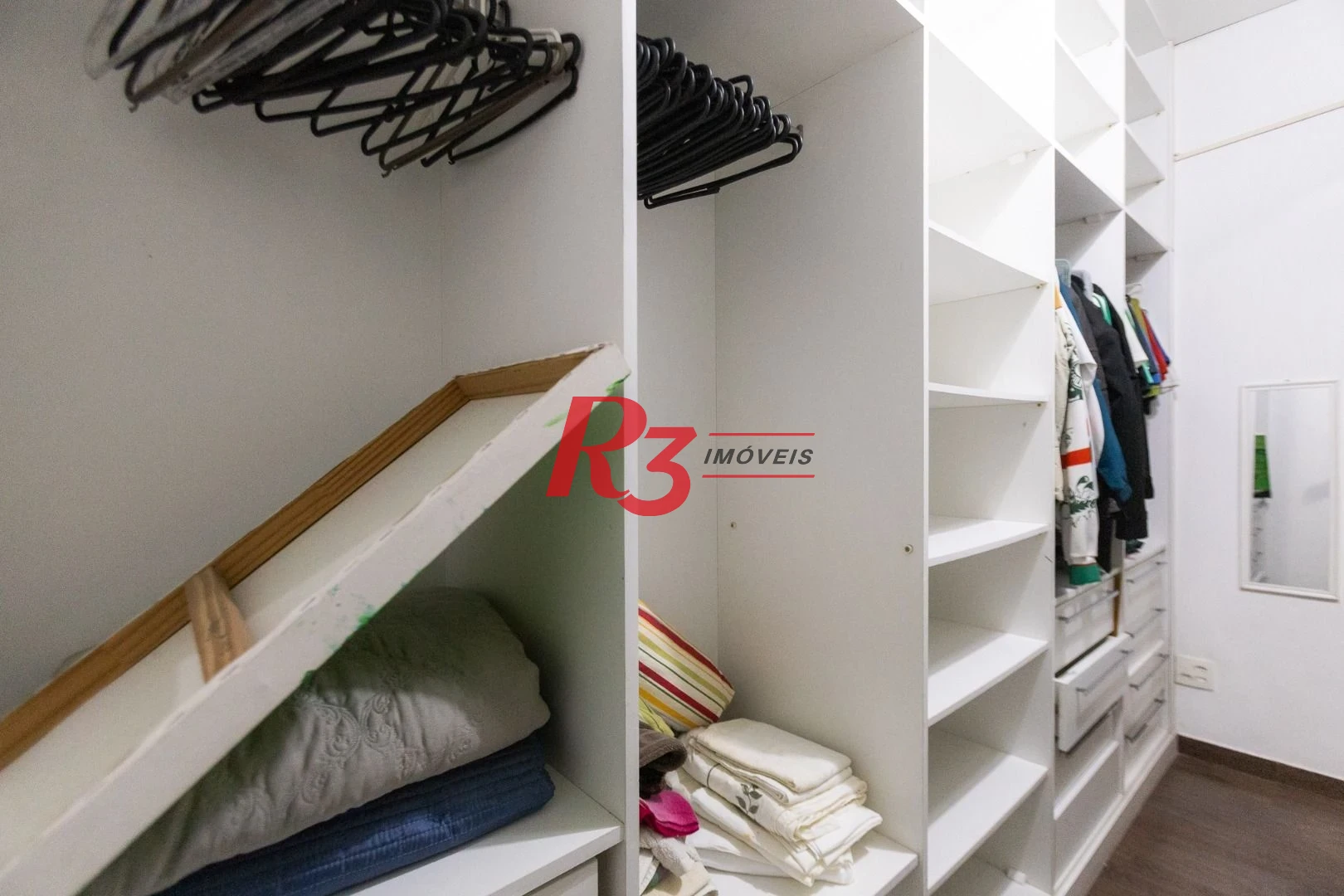 Sobrado com 2 dormitórios para alugar, 117 m² por R$ 4.500,01/mês - Marapé - Santos/SP