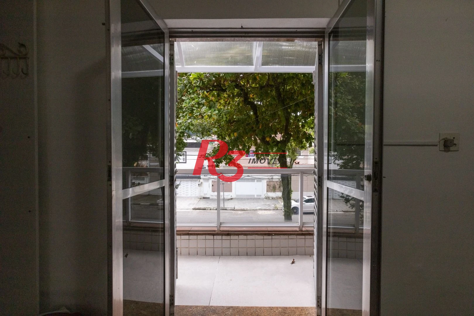 Sobrado com 2 dormitórios para alugar, 117 m² por R$ 4.500,01/mês - Marapé - Santos/SP