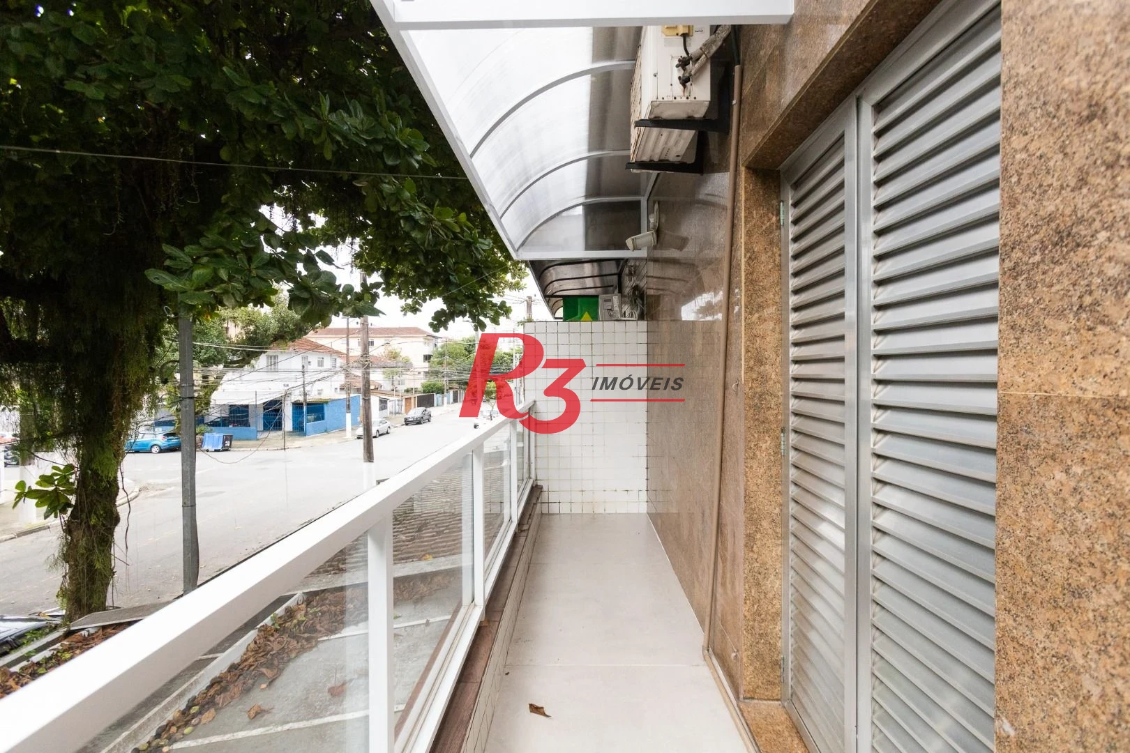 Sobrado com 2 dormitórios para alugar, 117 m² por R$ 4.500,01/mês - Marapé - Santos/SP