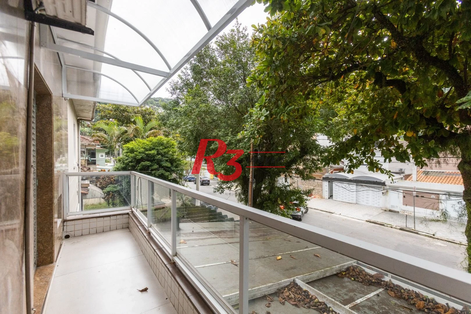 Sobrado com 2 dormitórios para alugar, 117 m² por R$ 4.500,01/mês - Marapé - Santos/SP