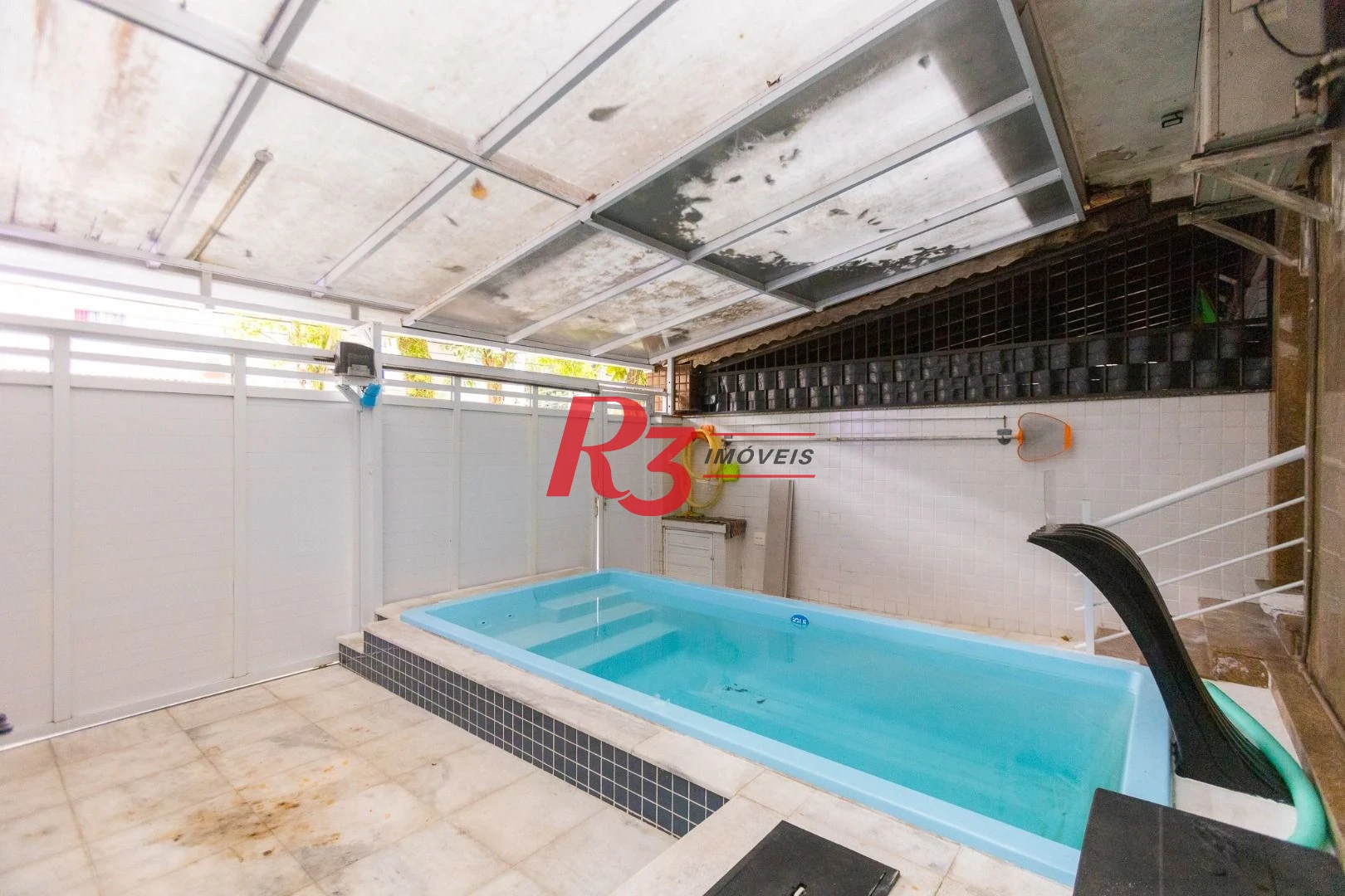 Sobrado com 2 dormitórios para alugar, 117 m² por R$ 4.500,01/mês - Marapé - Santos/SP