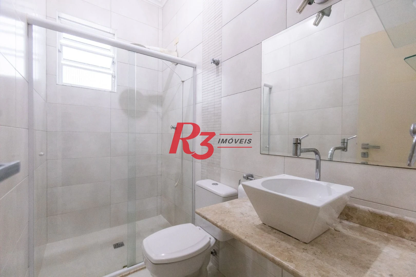Sobrado com 2 dormitórios para alugar, 117 m² por R$ 4.500,01/mês - Marapé - Santos/SP