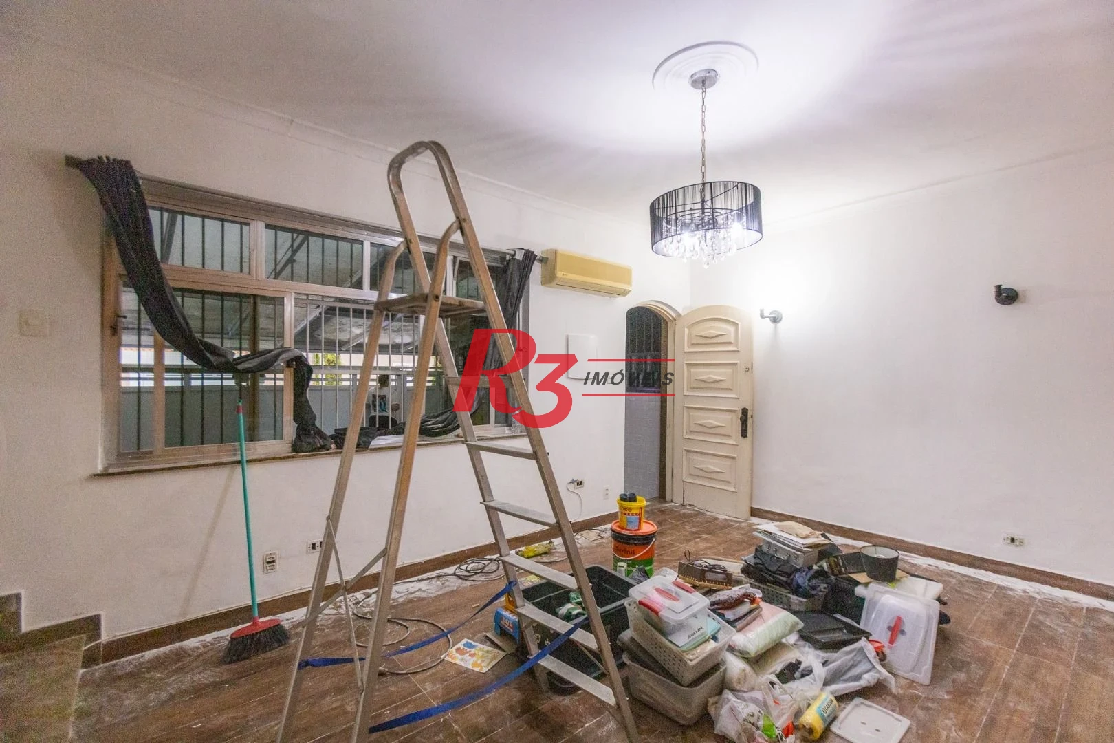 Sobrado com 2 dormitórios para alugar, 117 m² por R$ 4.500,01/mês - Marapé - Santos/SP