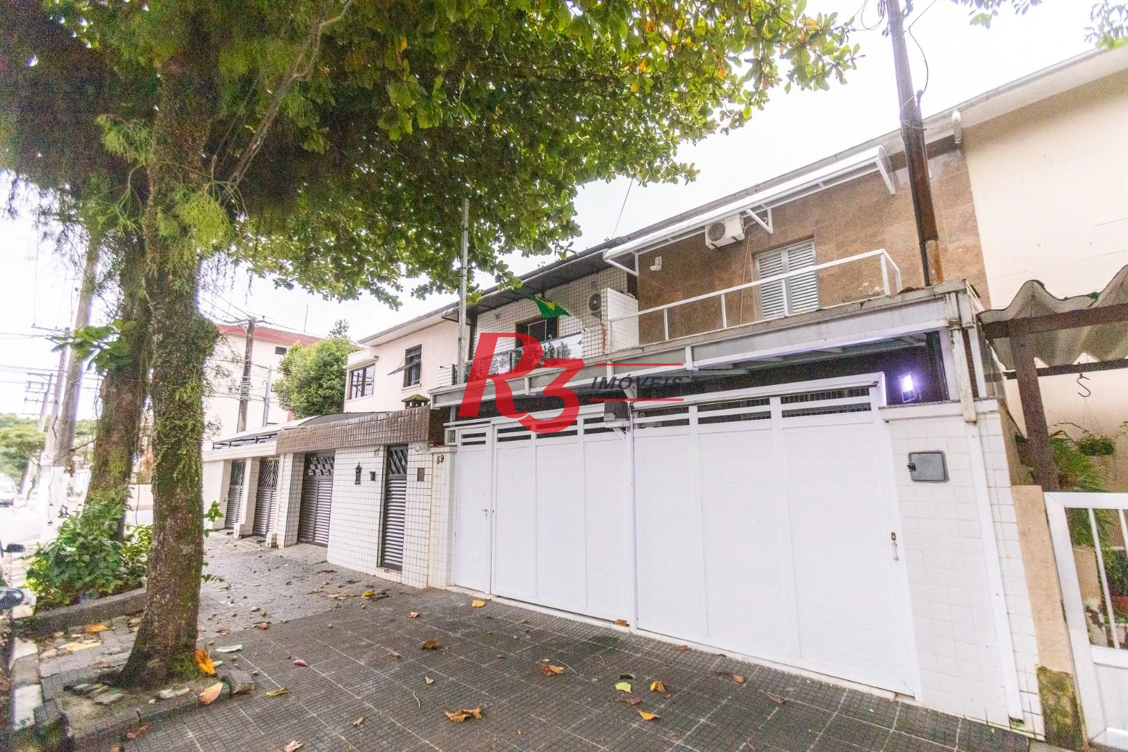 Sobrado com 2 dormitórios para alugar, 117 m² por R$ 4.500,01/mês - Marapé - Santos/SP