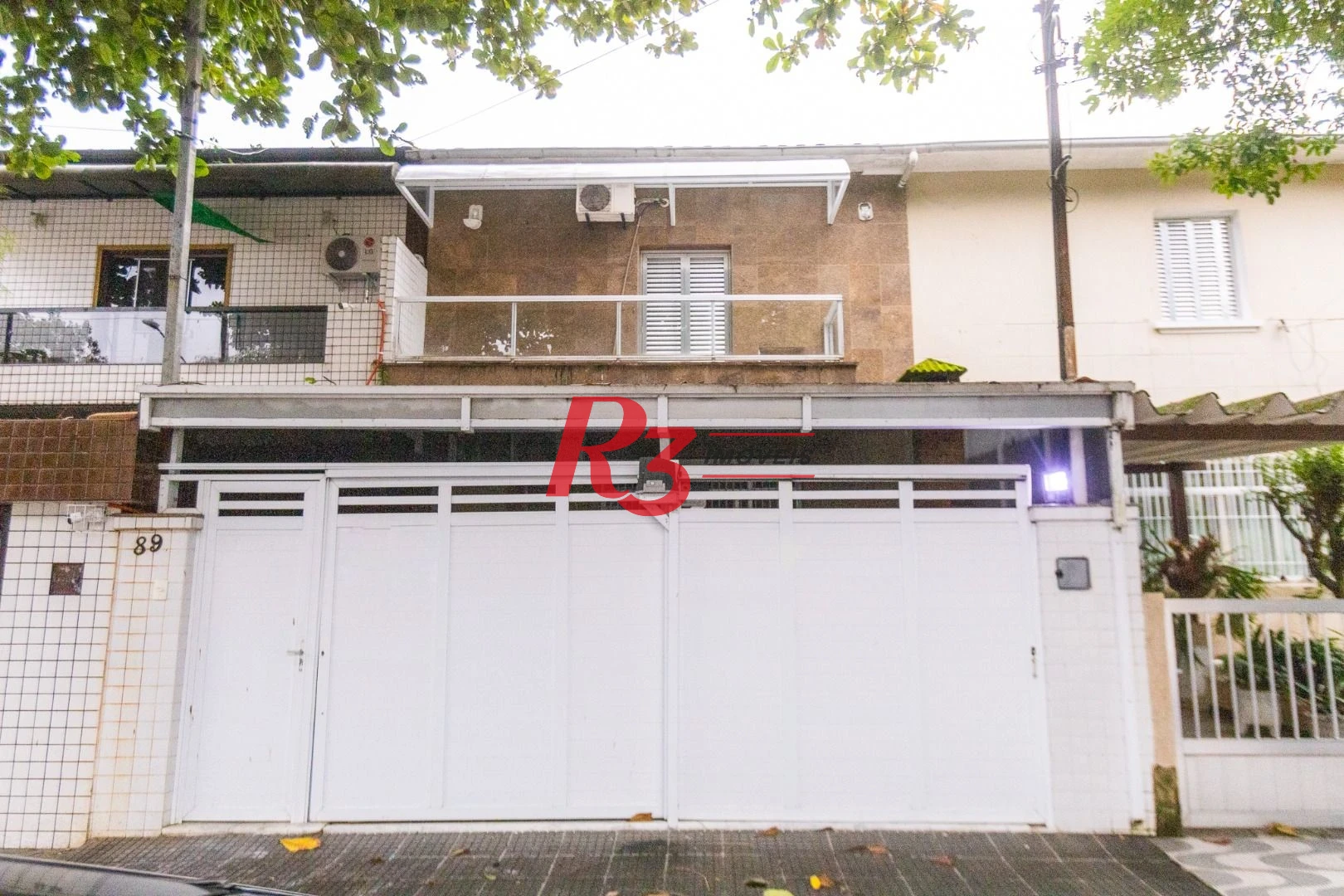 Sobrado com 2 dormitórios para alugar, 117 m² por R$ 4.500,01/mês - Marapé - Santos/SP
