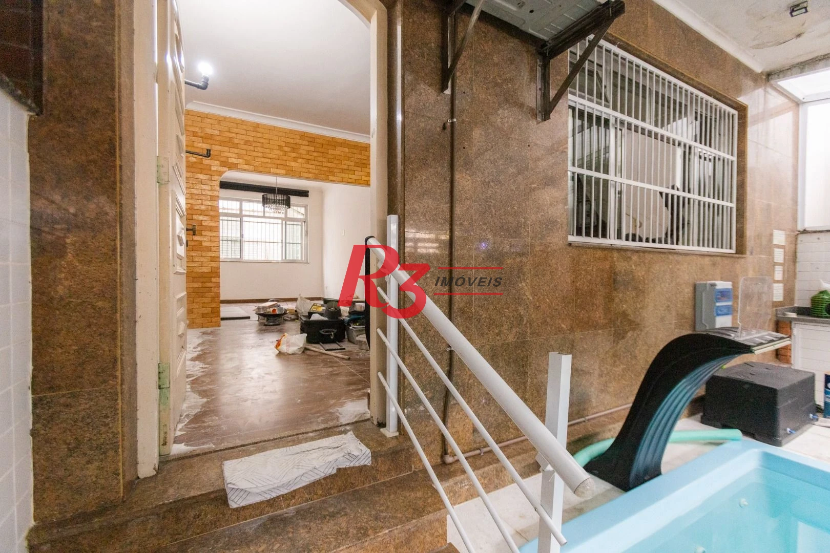 Sobrado com 2 dormitórios para alugar, 117 m² por R$ 4.500,01/mês - Marapé - Santos/SP