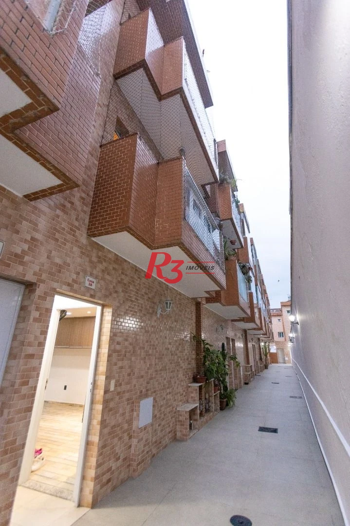 Village com 2 dormitórios à venda, 120 m² por R$ 750.000,00 - Marapé - Santos/SP