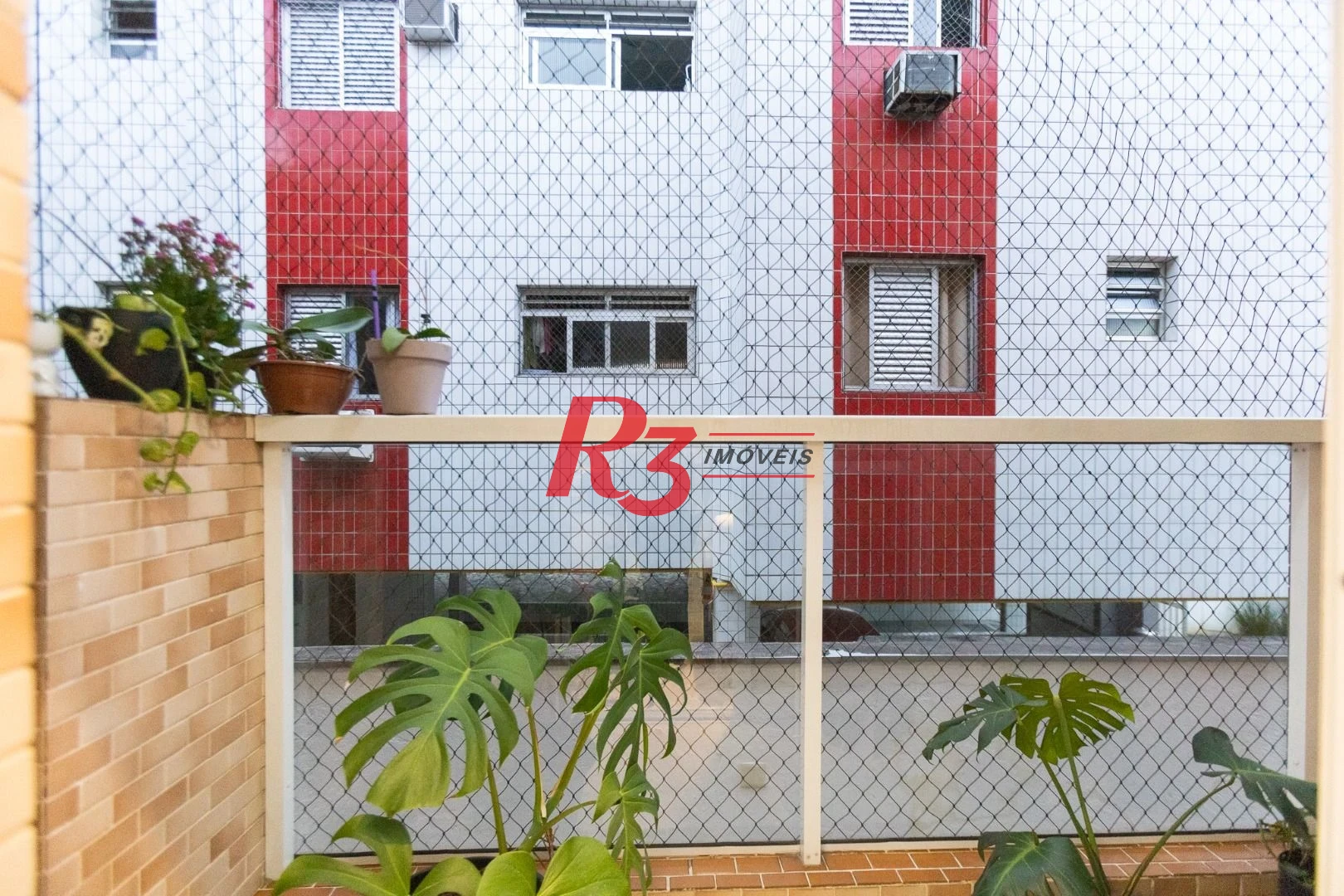 Village com 2 dormitórios à venda, 120 m² por R$ 750.000,00 - Marapé - Santos/SP