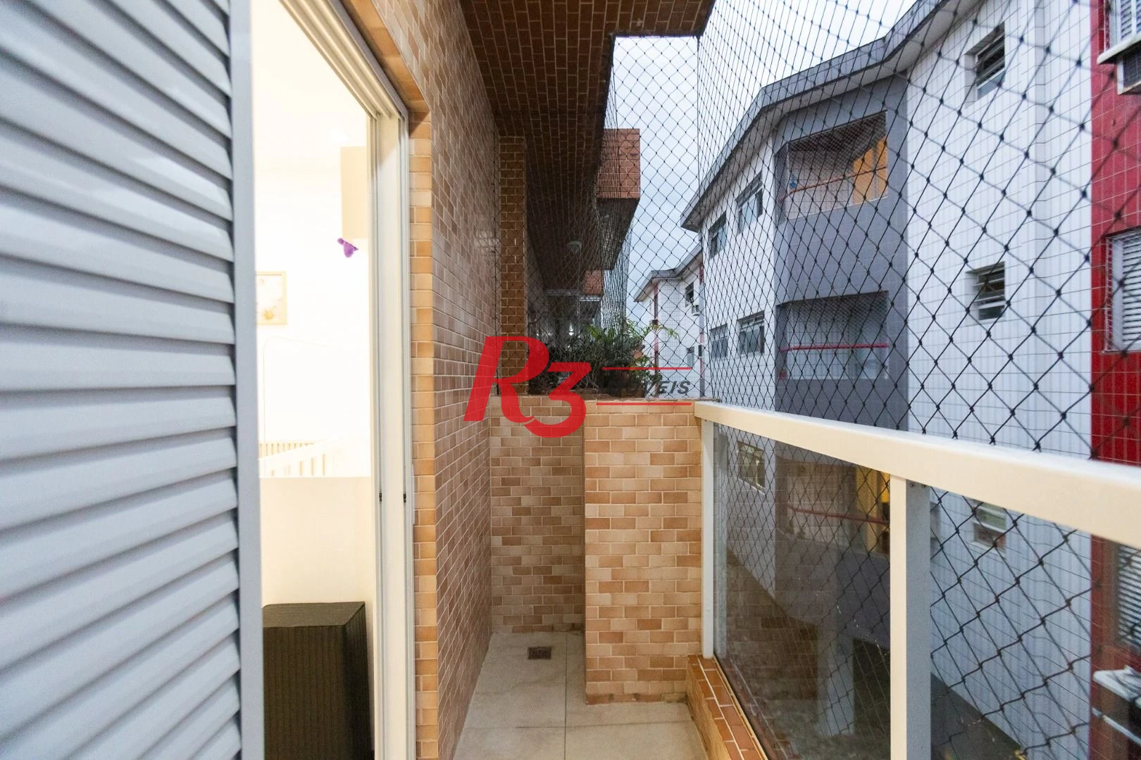 Village com 2 dormitórios à venda, 120 m² por R$ 750.000,00 - Marapé - Santos/SP
