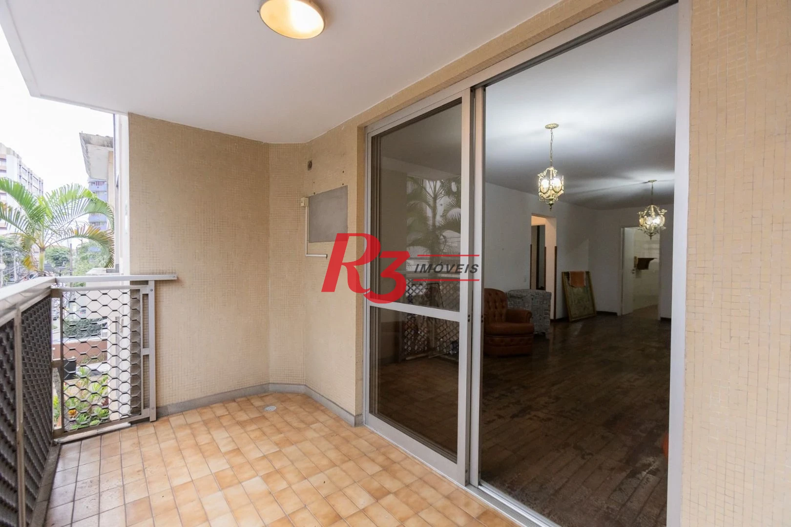 Apartamento com 3 dormitórios à venda, 130 m² por R$ 1.300.000,00 - Gonzaga - Santos/SP