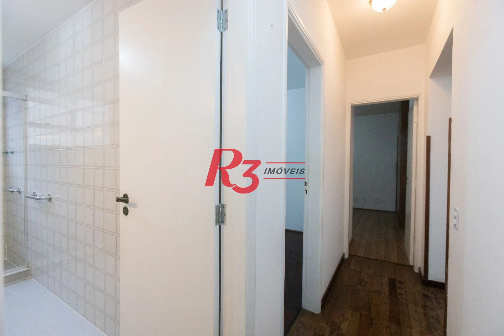 Apartamento com 3 dormitórios à venda, 130 m² por R$ 1.300.000,00 - Gonzaga - Santos/SP