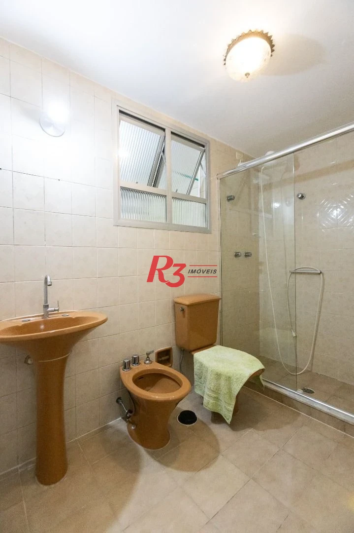 Apartamento com 3 dormitórios à venda, 130 m² por R$ 1.300.000,00 - Gonzaga - Santos/SP